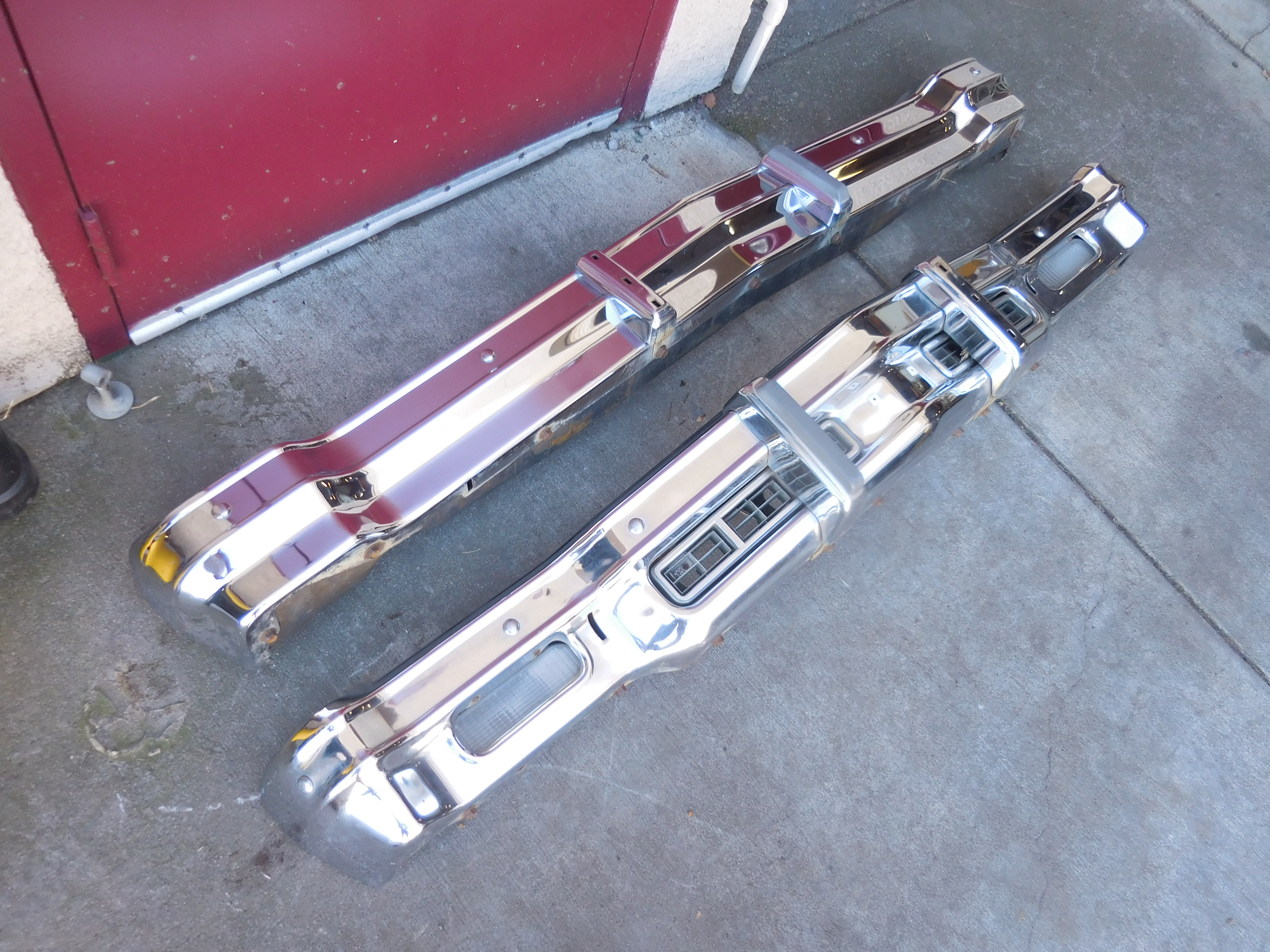 thumbnail image 2 of NOS GM Chrome Stainless Bumper Bolt Set For 1970-1980 Monte Carlo Front & Rear 2 of 3