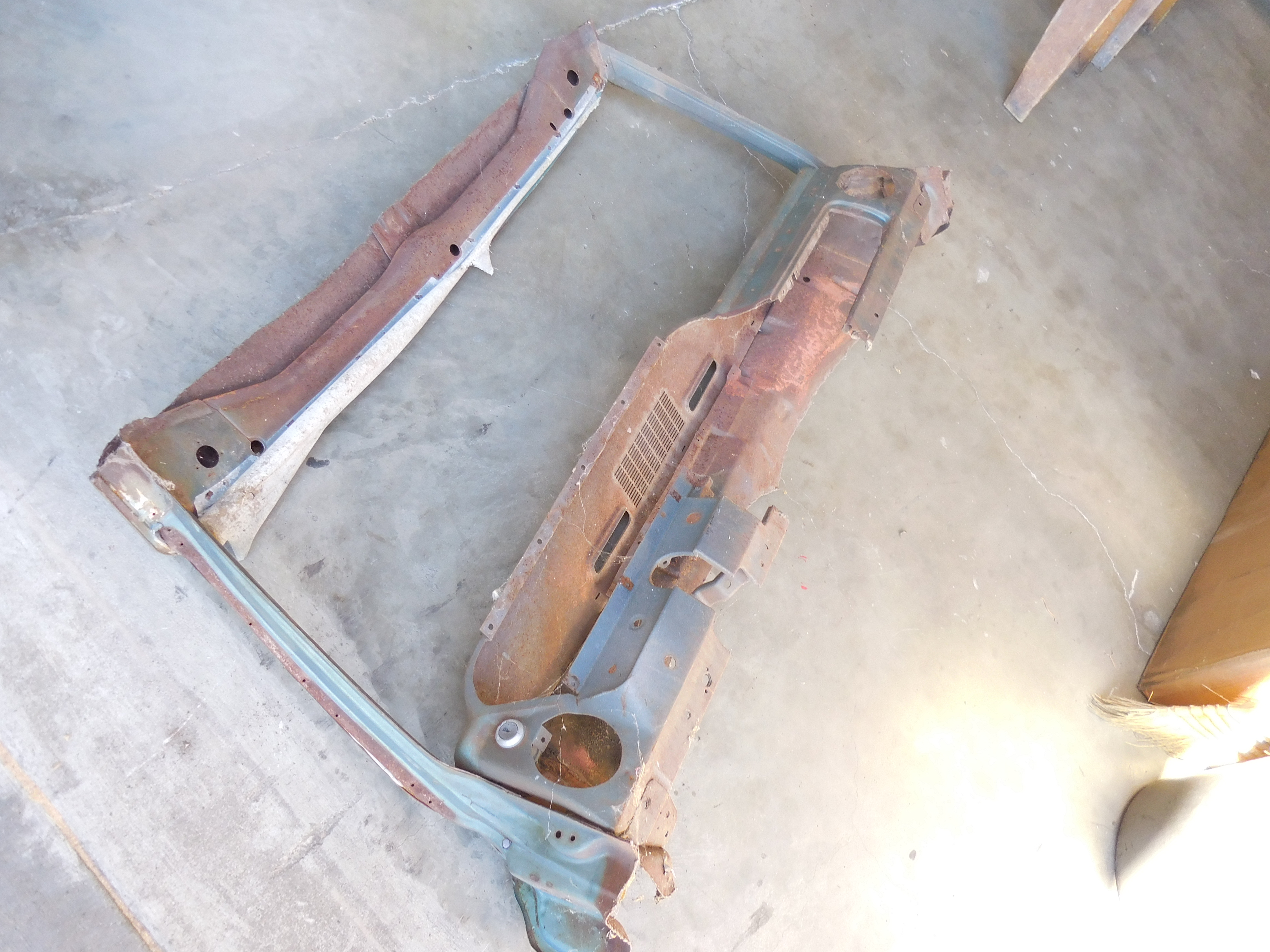 1965 Pontiac GTO Lemans Tempest Windshield Frame