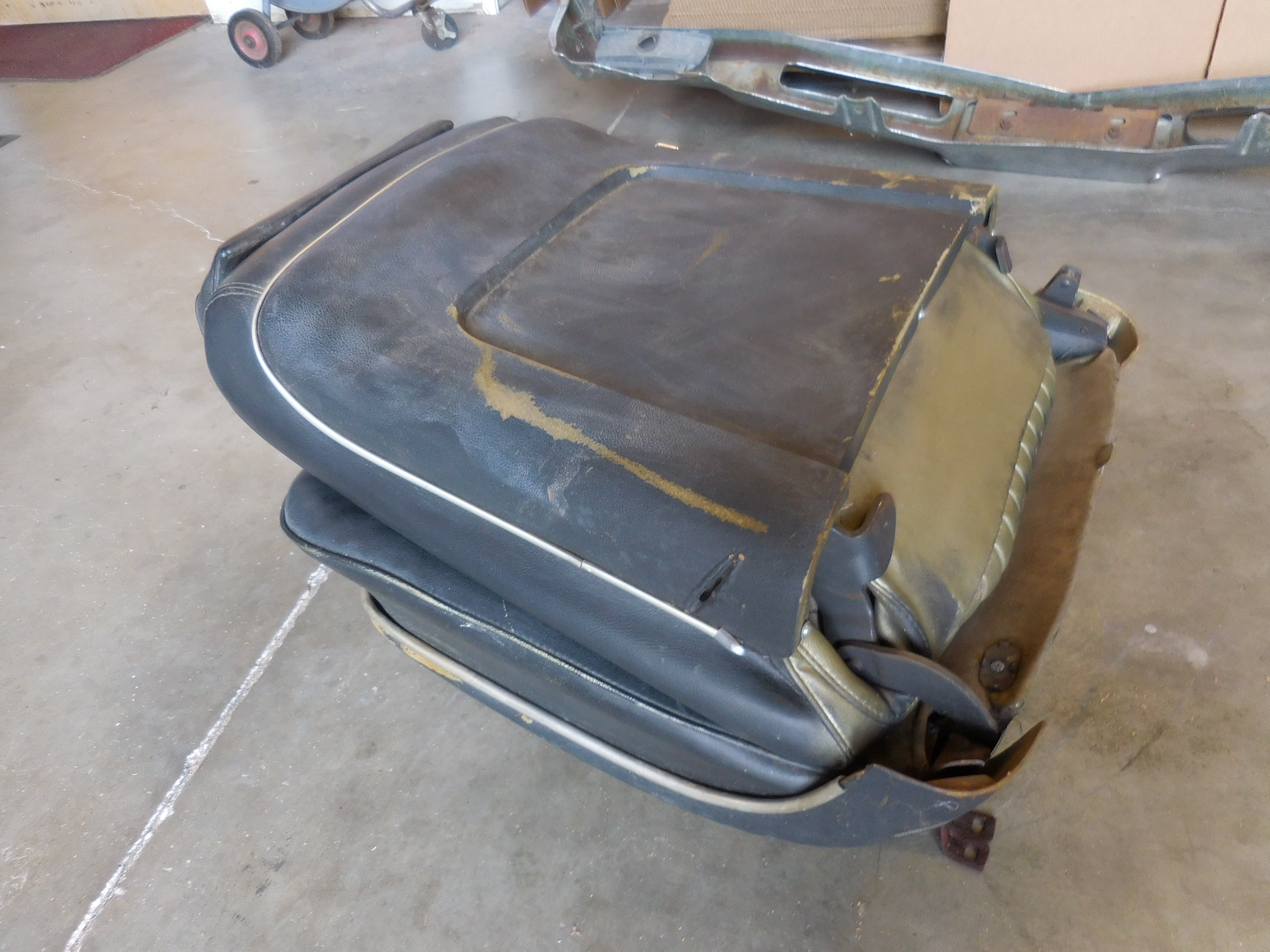 1967, Chevelle, 442, Skylark, GTO, Bucket, Seats, with, Headrests,head,rests,rest, lemans,cutlass,
