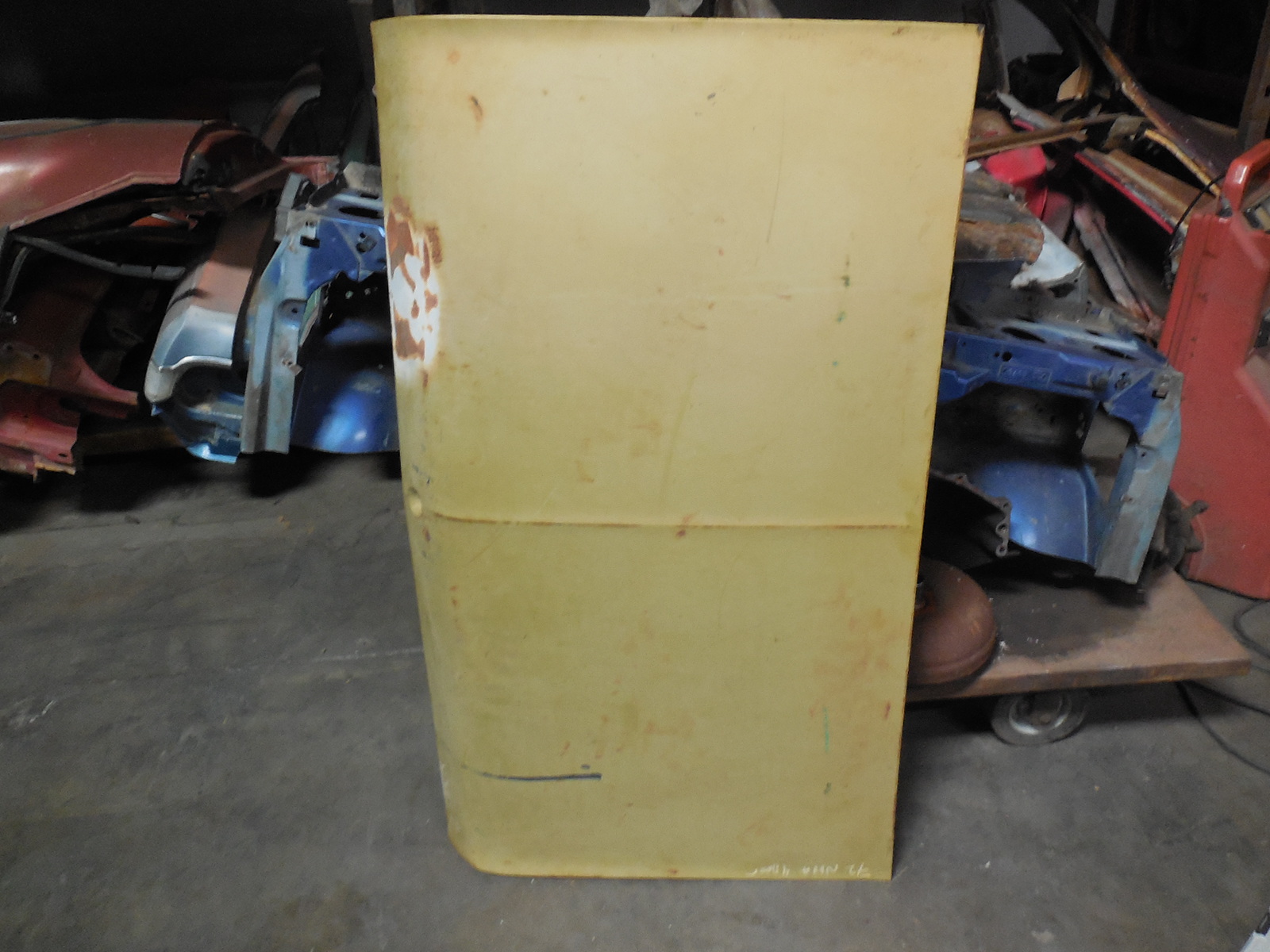 thumbnail image 2 of Dynacorn New Trunk Deck Lid Latch For 1970-1972 Chevy Chevelle - OEM Style 2 of 4