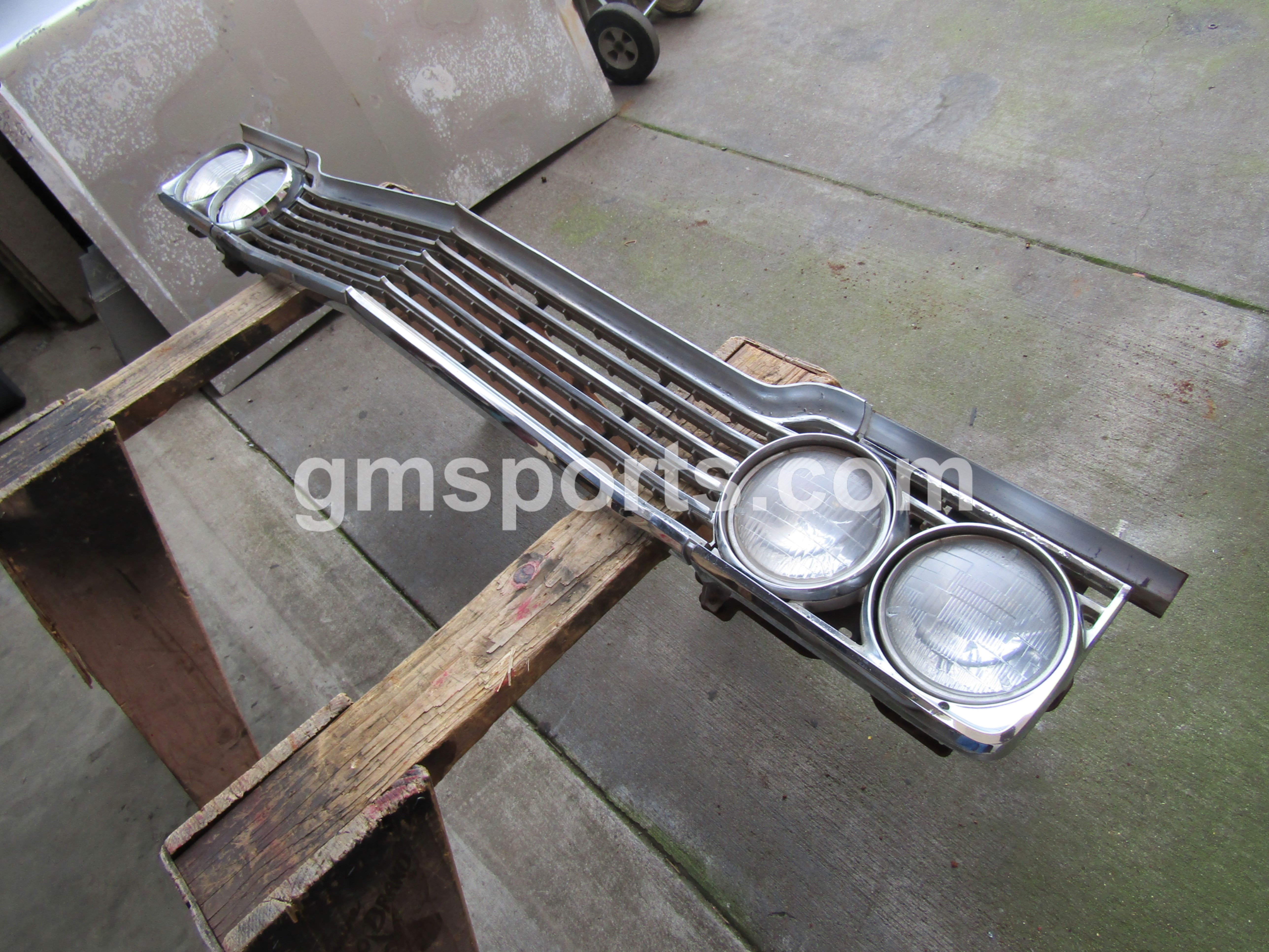 1965, Buick, Skylark, Grill, and, Headlight,head,light, Bezel,right,left,