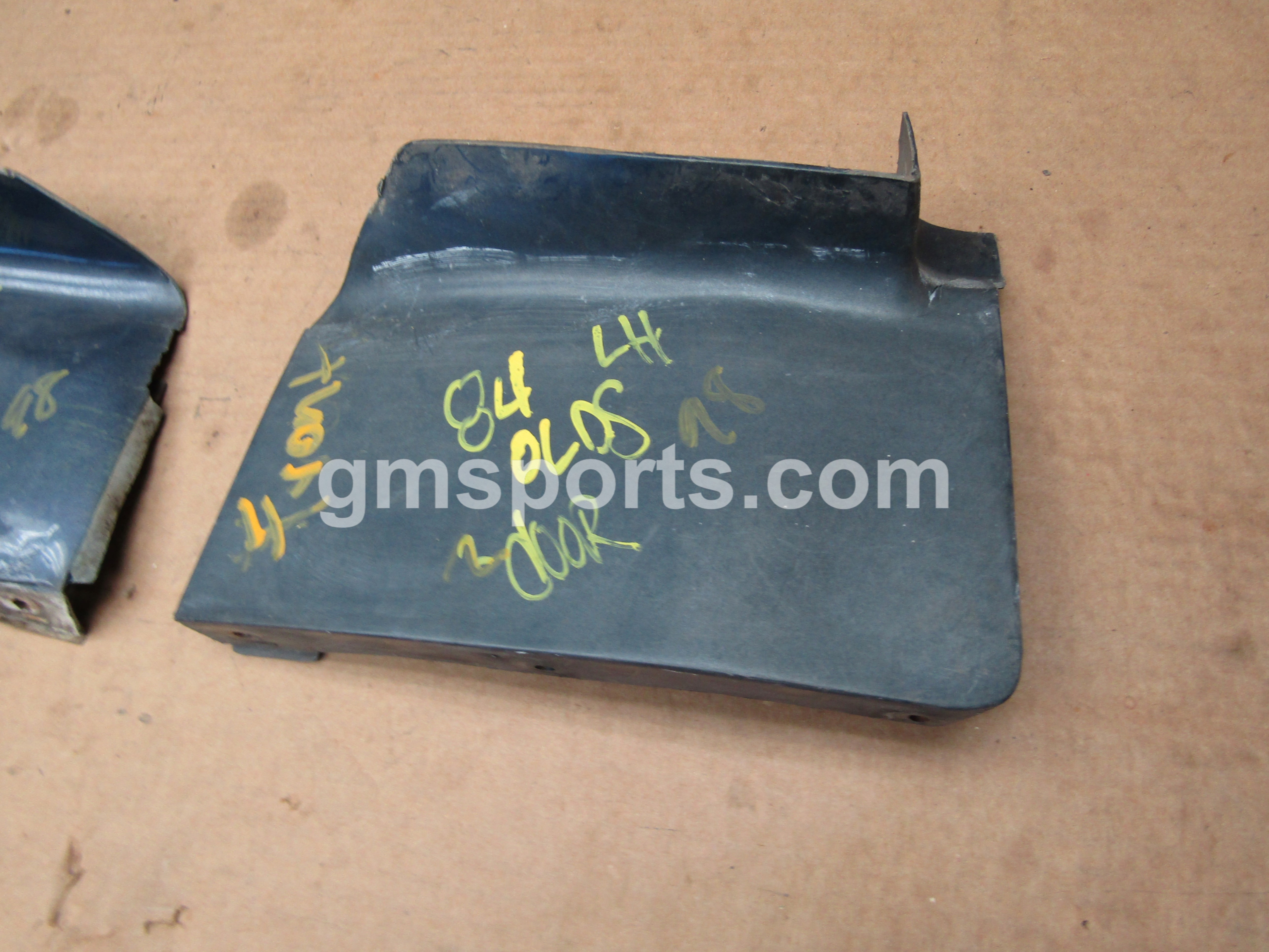1980,1981,1982,1983,1984,1985, Oldsmobile, 88,98, 1980-1984 Front Bumper Filler corner  left, right,