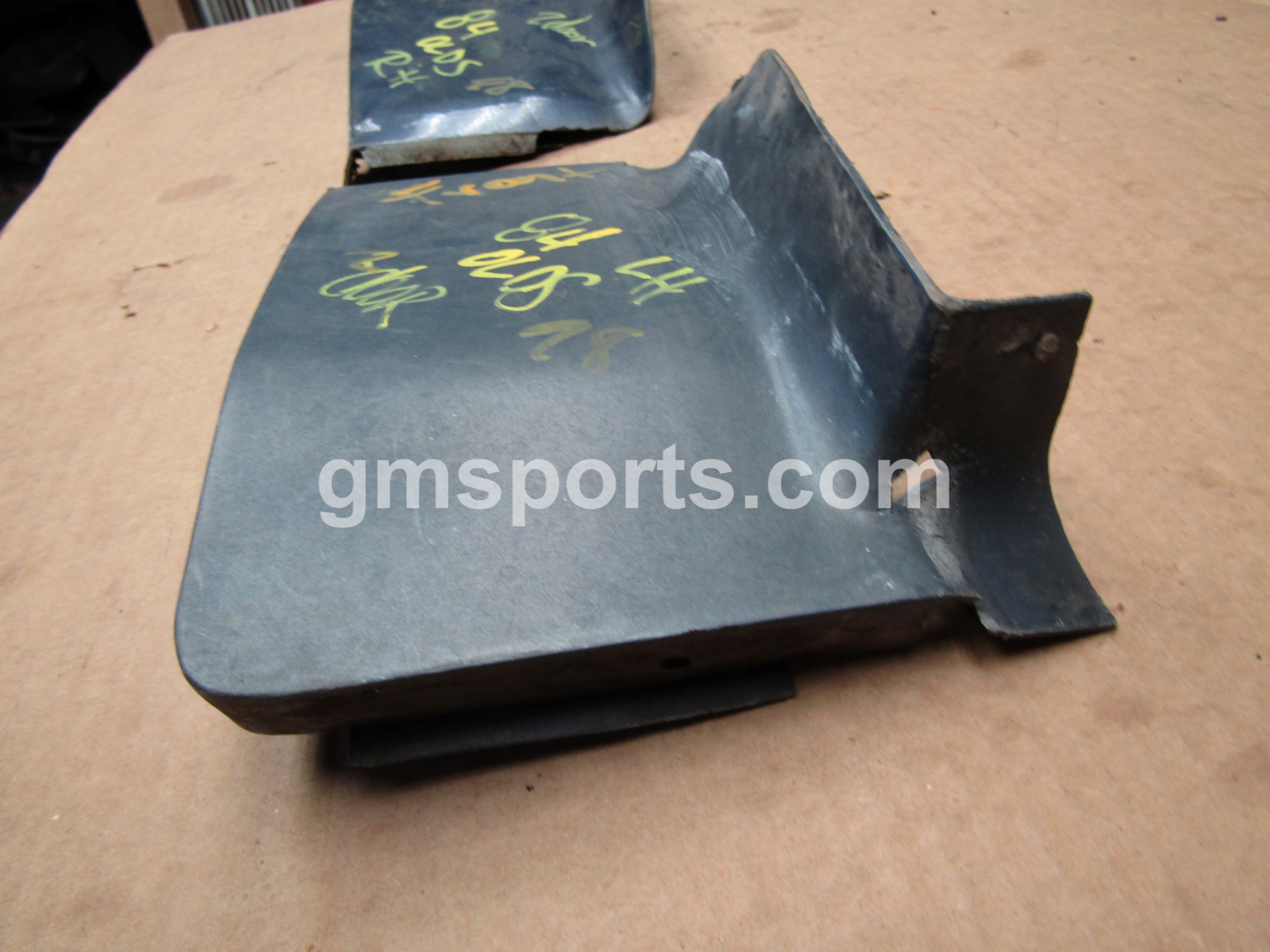 1980,1981,1982,1983,1984,1985, Oldsmobile, 88,98, 1980-1984 Front Bumper Filler corner  left, right,