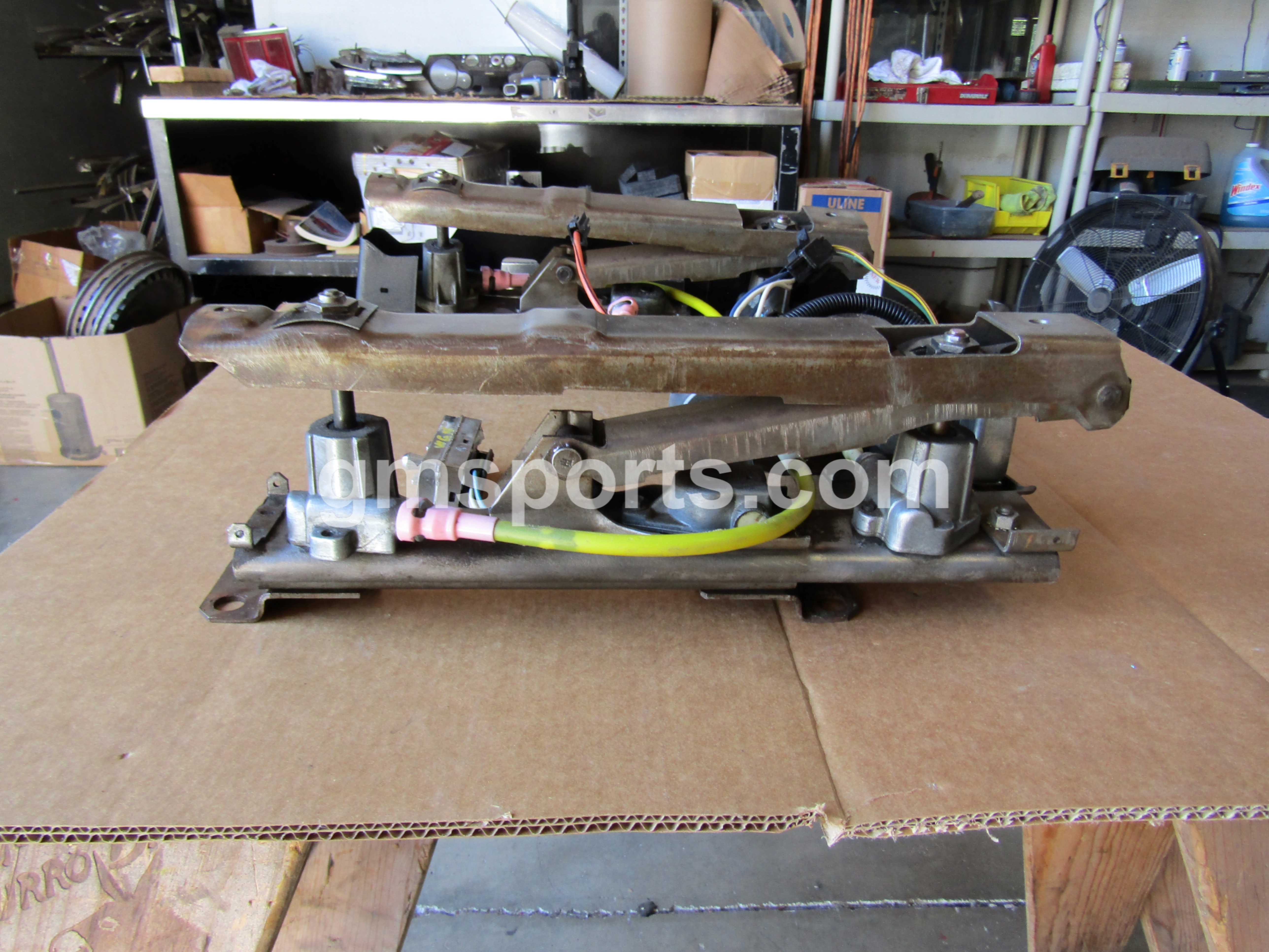 1968,1969,1970,1971,1972,GM, A, Body, Left, Bucket, Seat, Power, Tracks, Chevelle, Cutlass, Skylark, Lemans,driver,