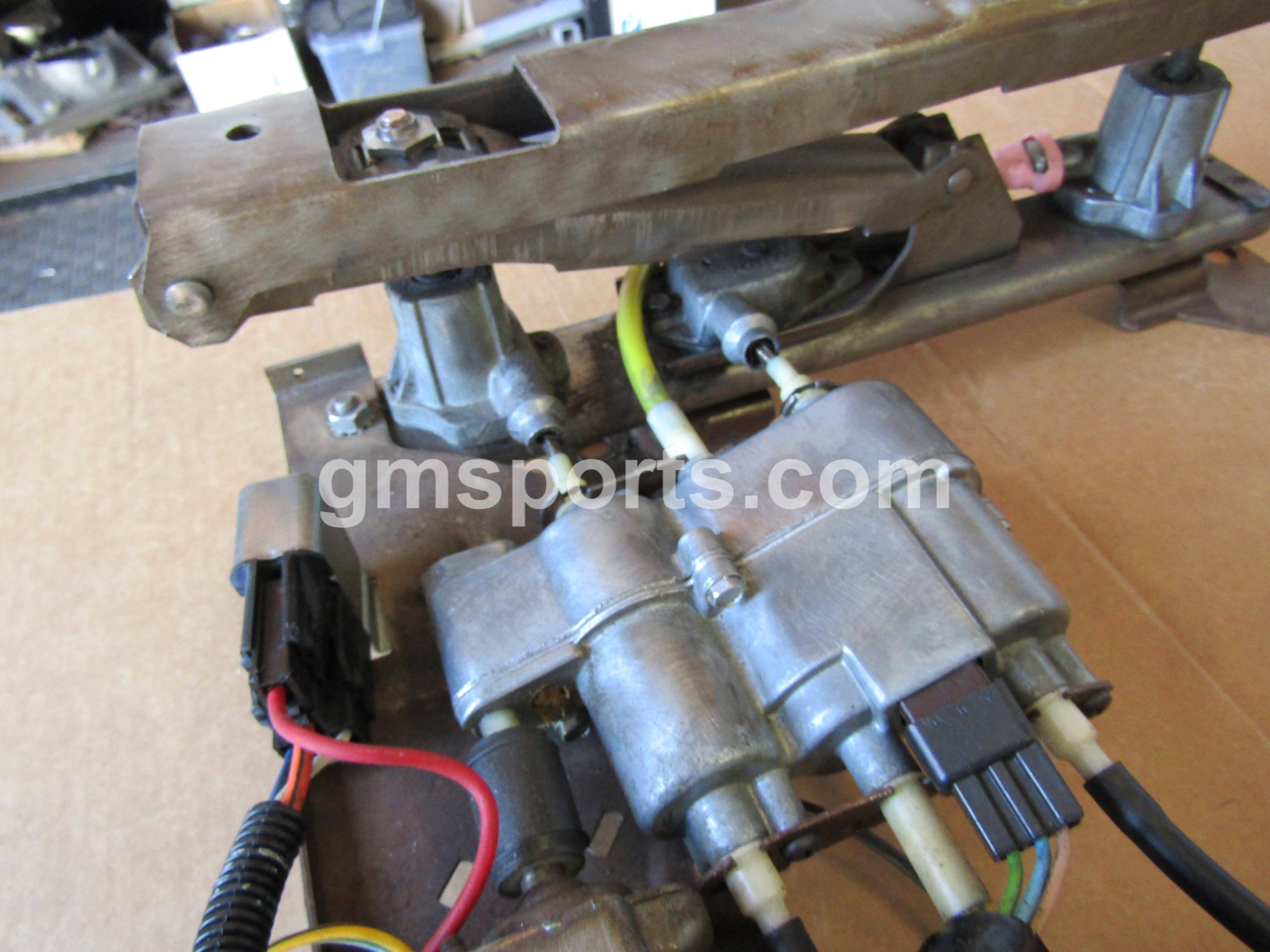 1968,1969,1970,1971,1972,GM, A, Body, Left, Bucket, Seat, Power, Tracks, Chevelle, Cutlass, Skylark, Lemans,driver,