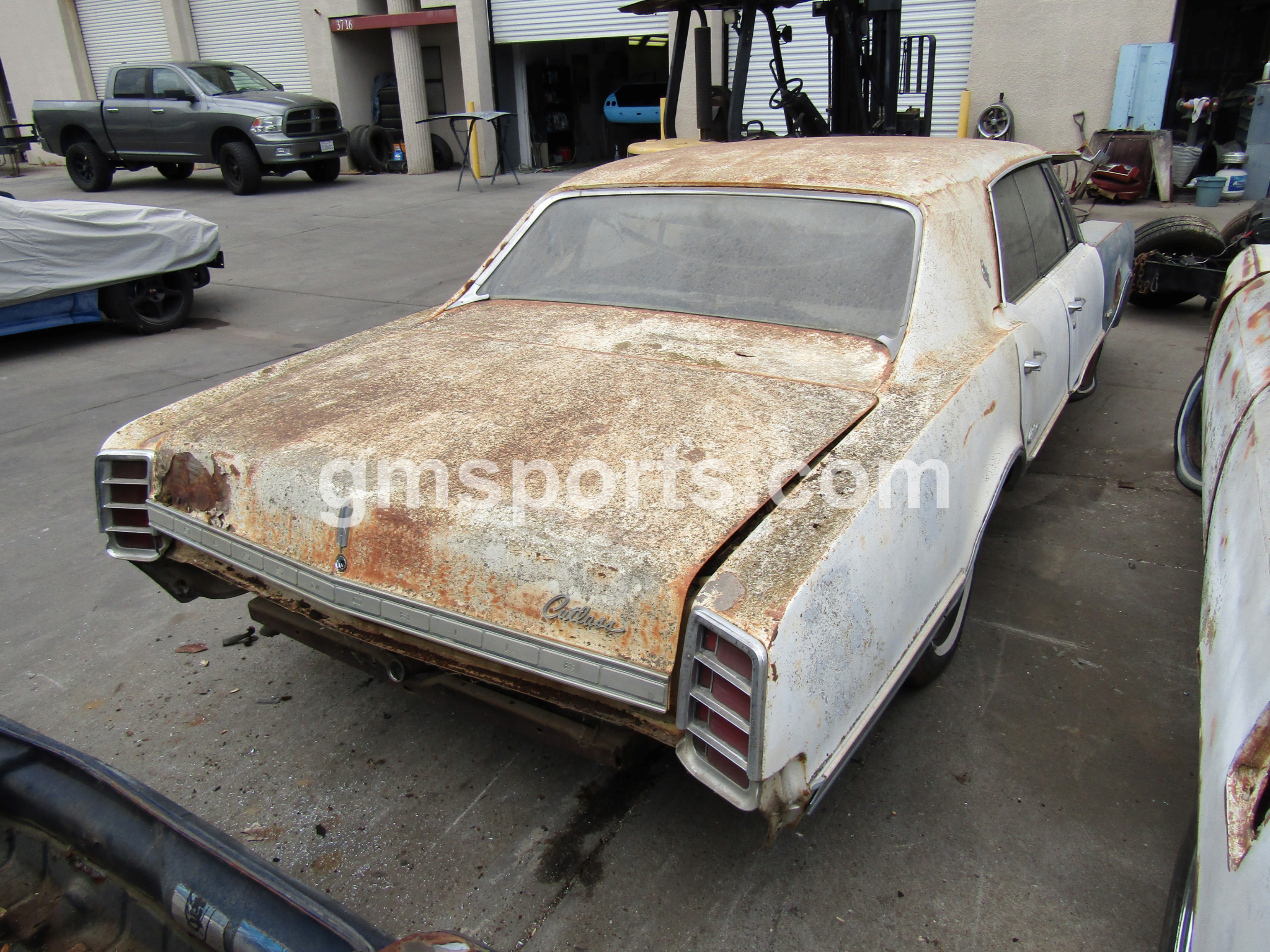 1967,1966, Oldsmobile, Cutlass, 4, Door,front,rear,left,right,door,quarter,panel,frame,fender,radiator,support,bumper,floor,trunk,glass,