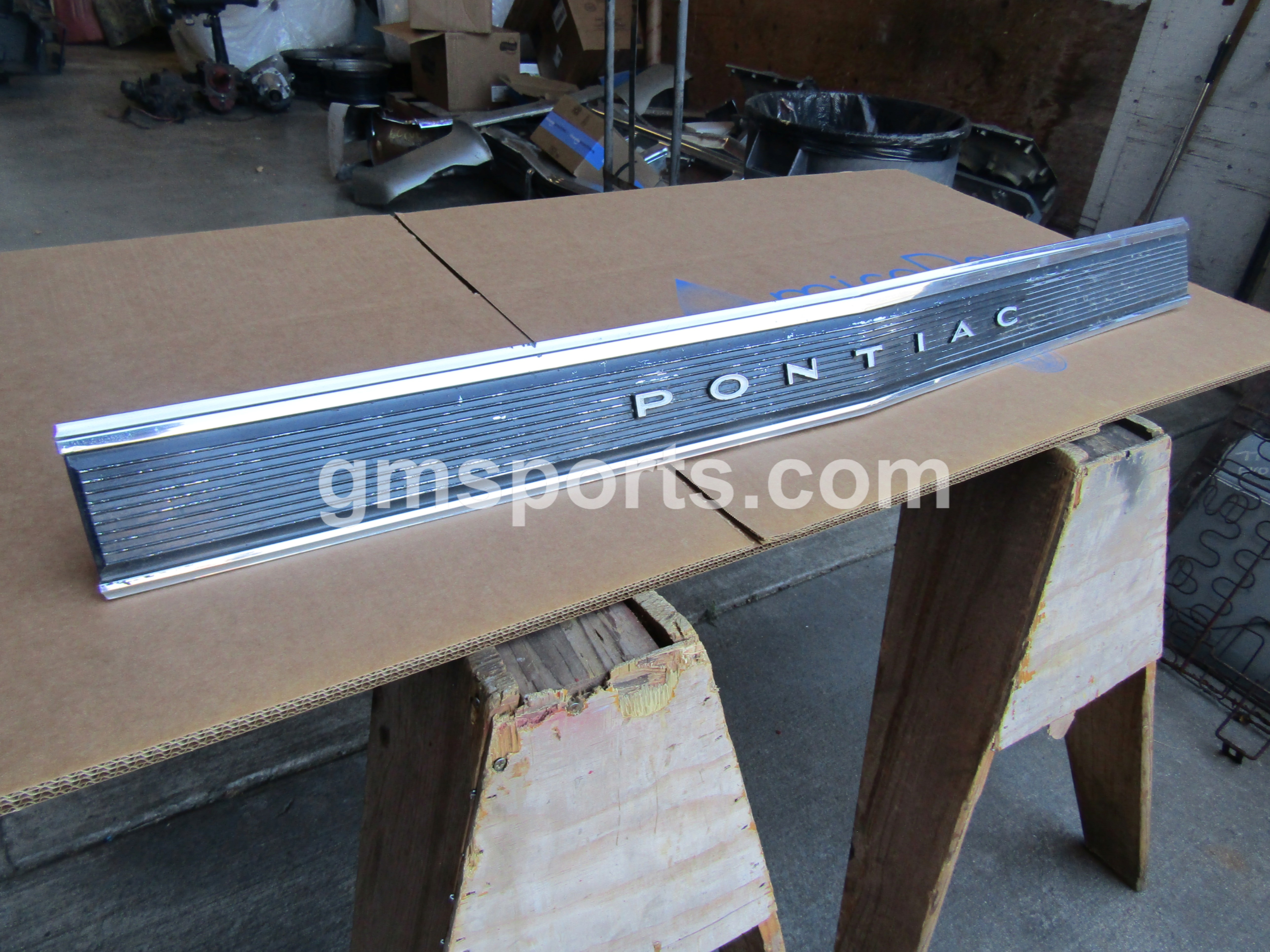 1965, Pontiac, GTO, Deck, Lid, Molding,1965, Pontiac, GTO, Deck, Lid, Molding, finish, panel,