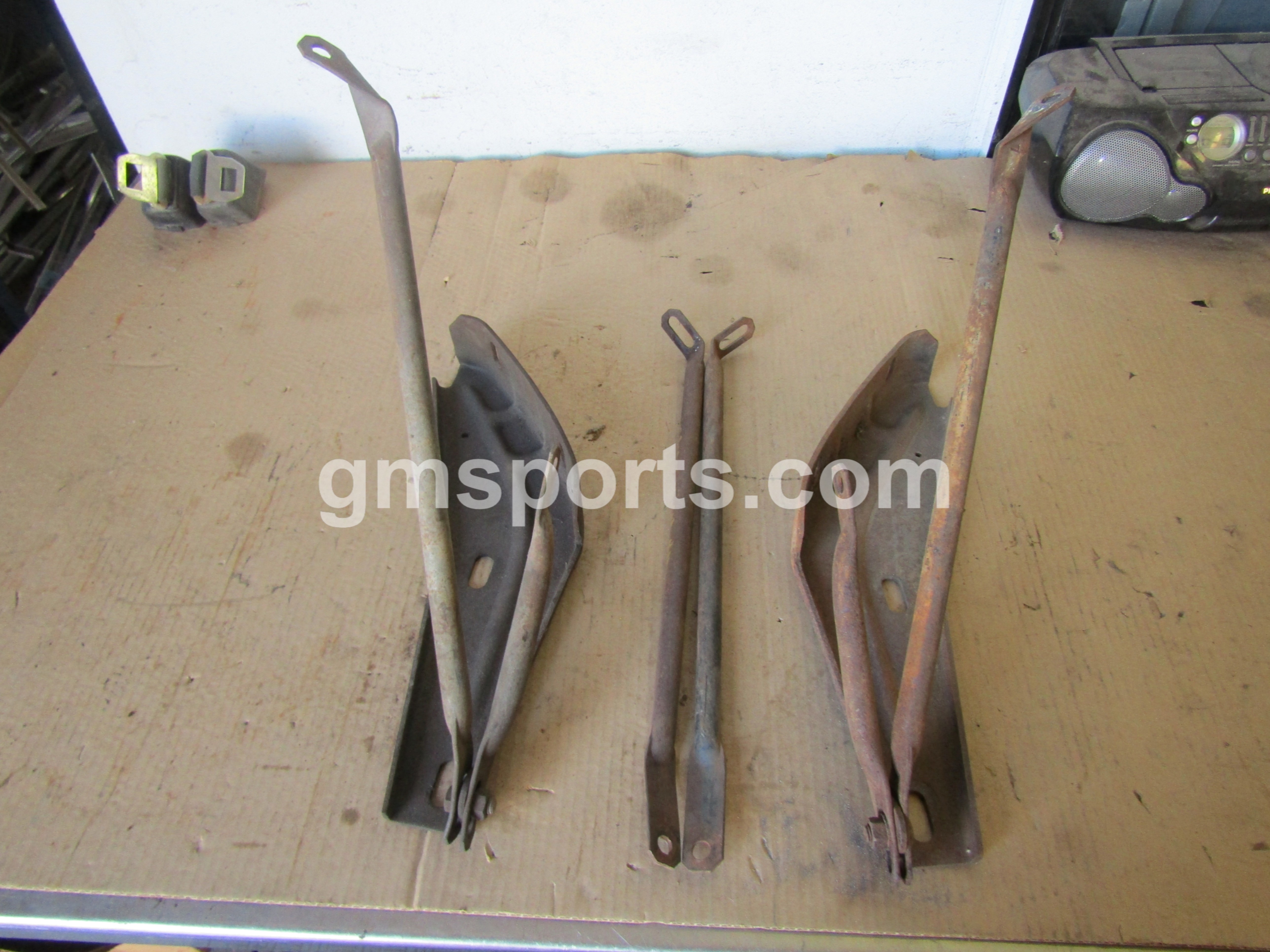 1970, Oldsmobile, Cutlass, Front, Bumper, Bracket, Set,