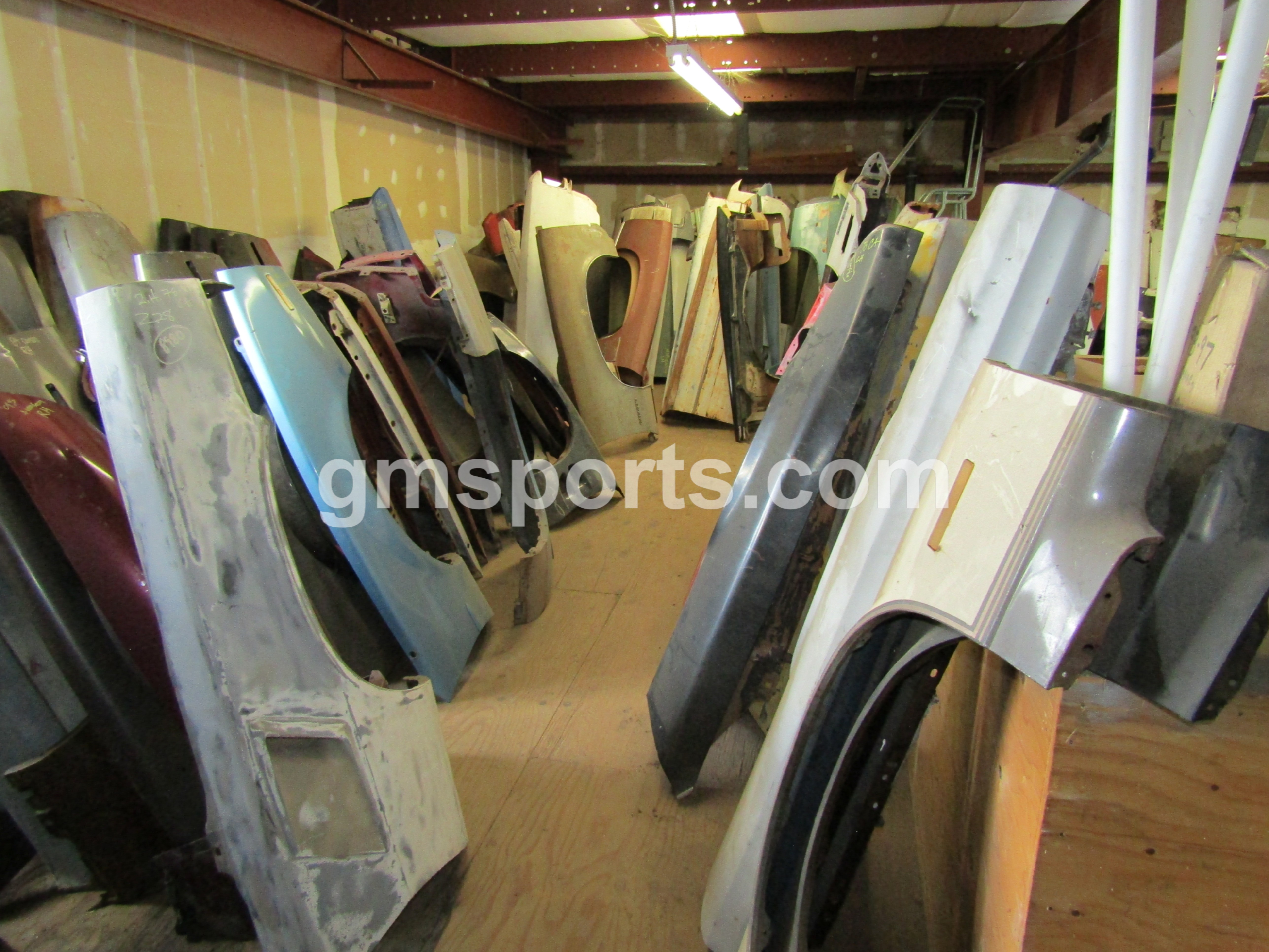 Cutlass, Lemans, Grand, Prix, Skylark, Chevelle, Monte Carlo, Lesabre, Impala, Bonneville, Oldsmobile, 88,/,98, Wildcat, Electra, Catalina, Camaro, Firebird,