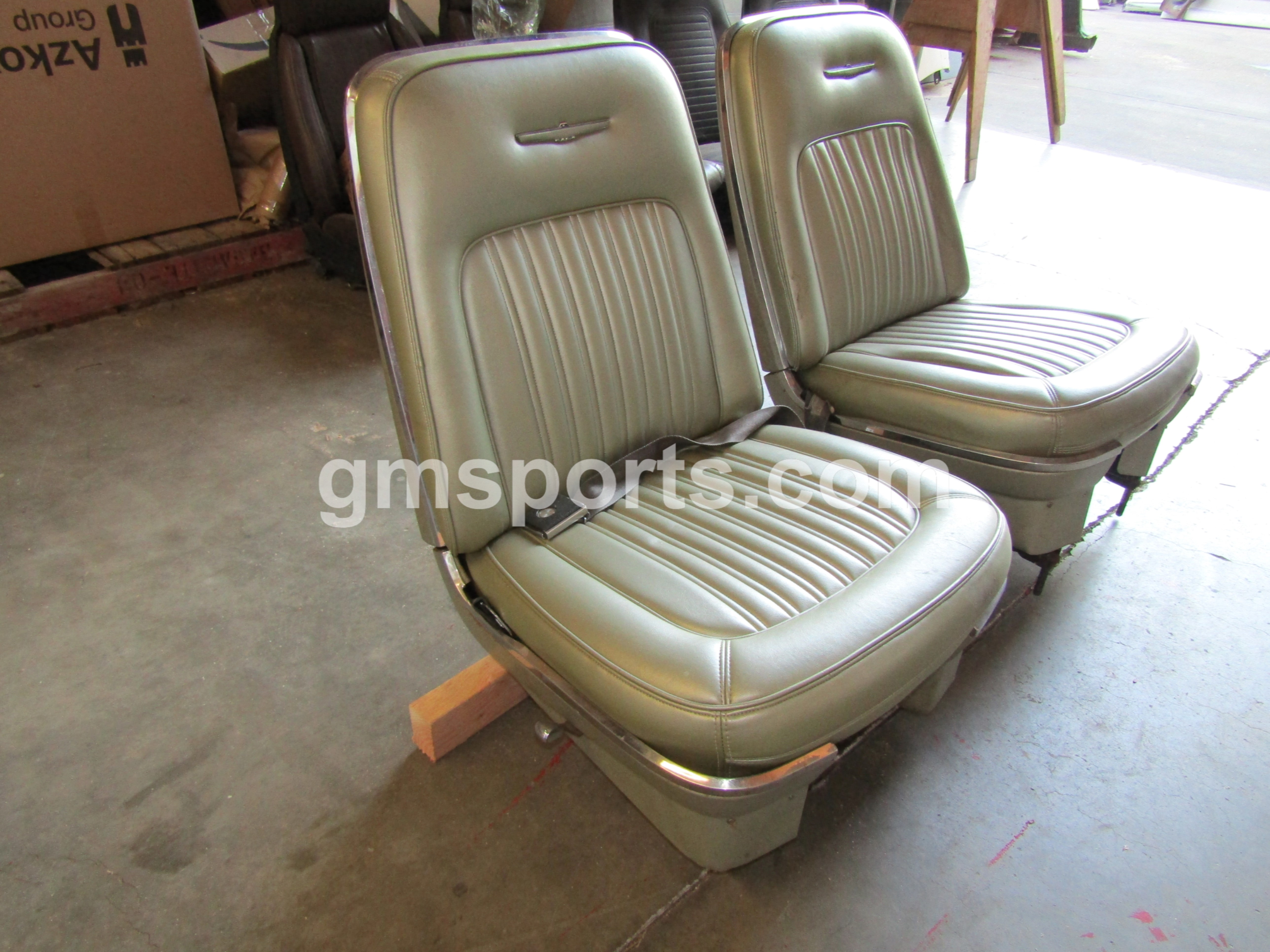 1968, Ford, Thunderbird, Left, Right, Bucket, seat, Set, with, Drivers, Power, Track