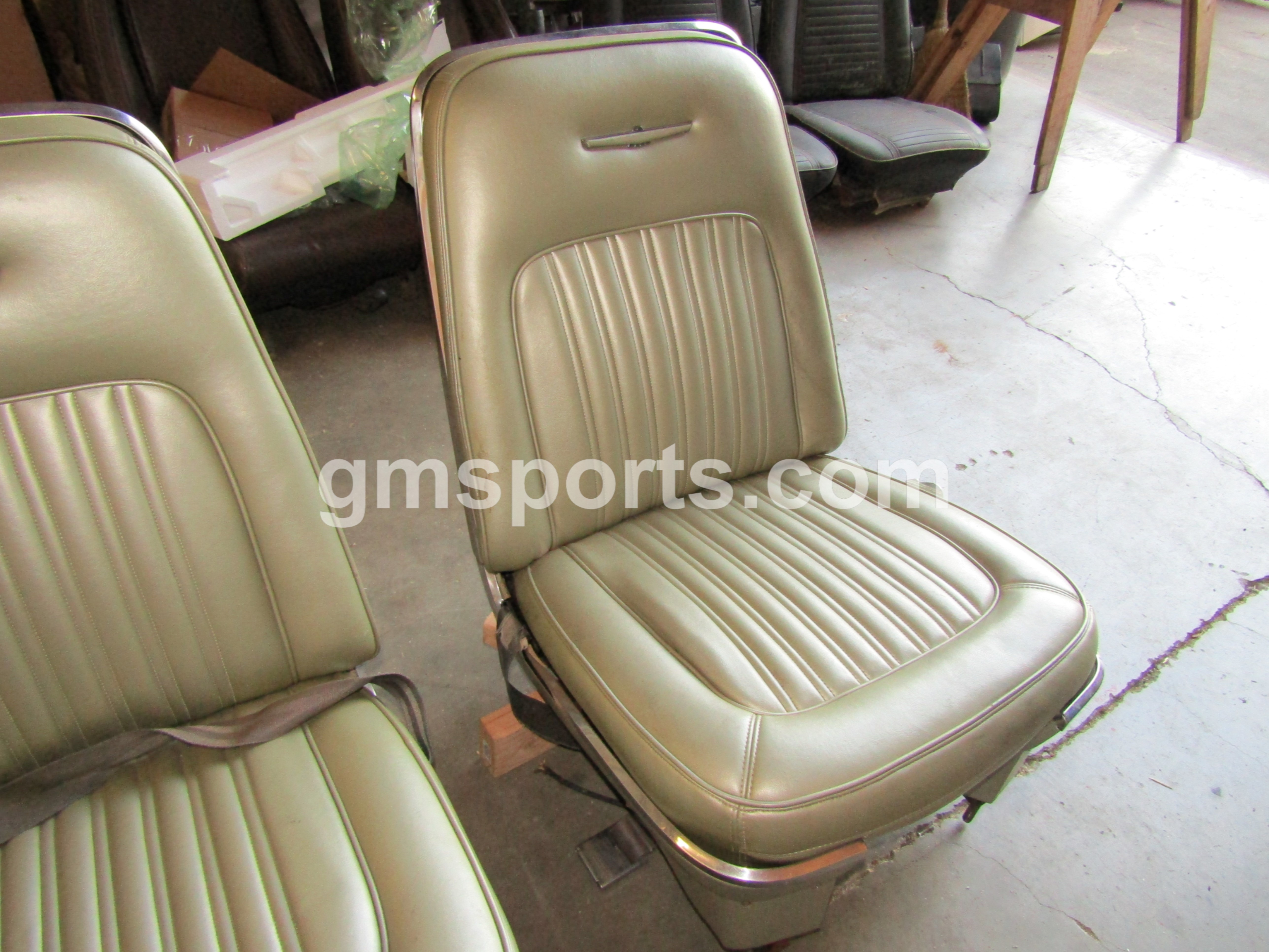 1968, Ford, Thunderbird, Left, Right, Bucket, seat, Set, with, Drivers, Power, Track