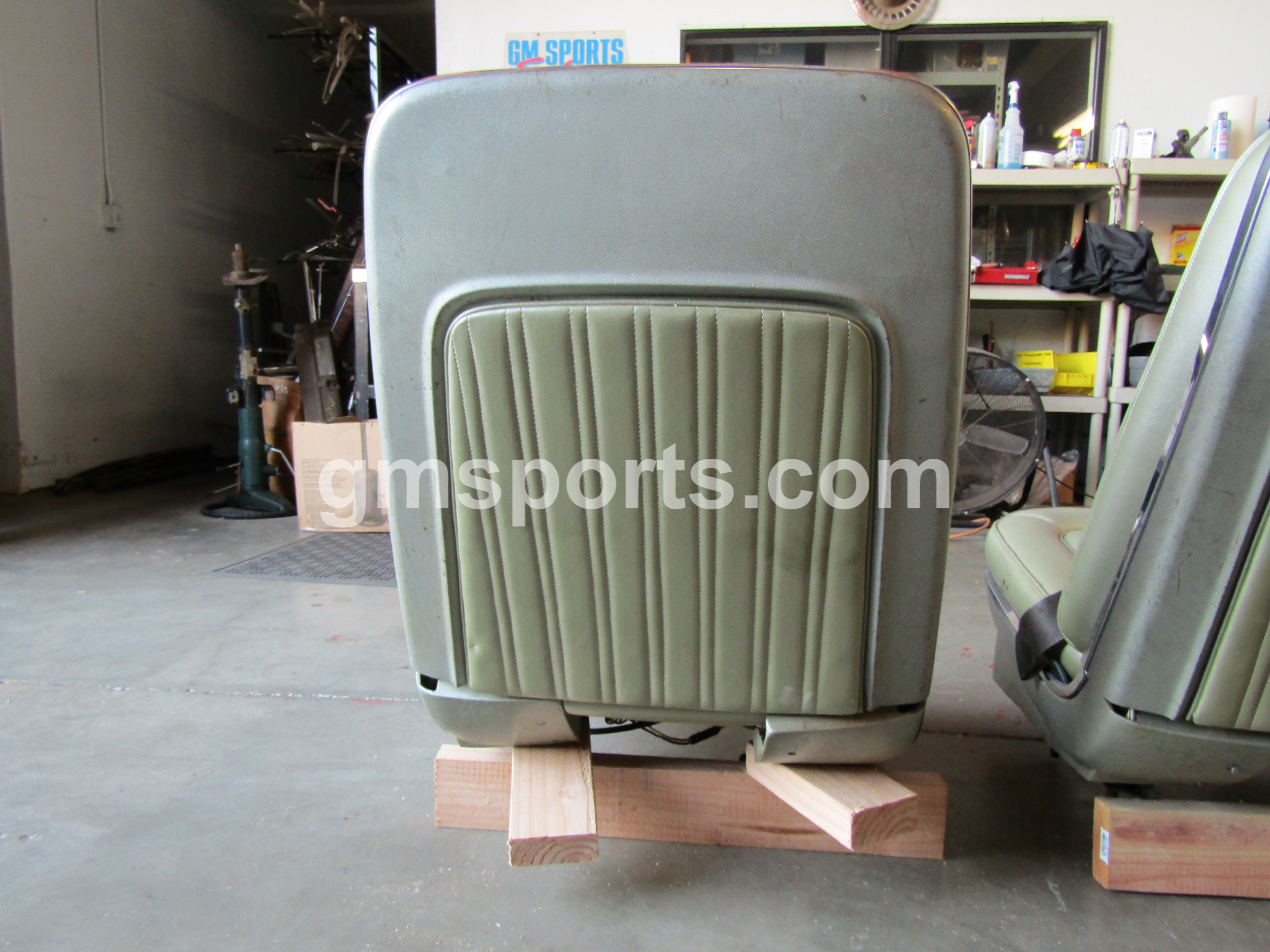 1968, Ford, Thunderbird, Left, Right, Bucket, seat, Set, with, Drivers, Power, Track