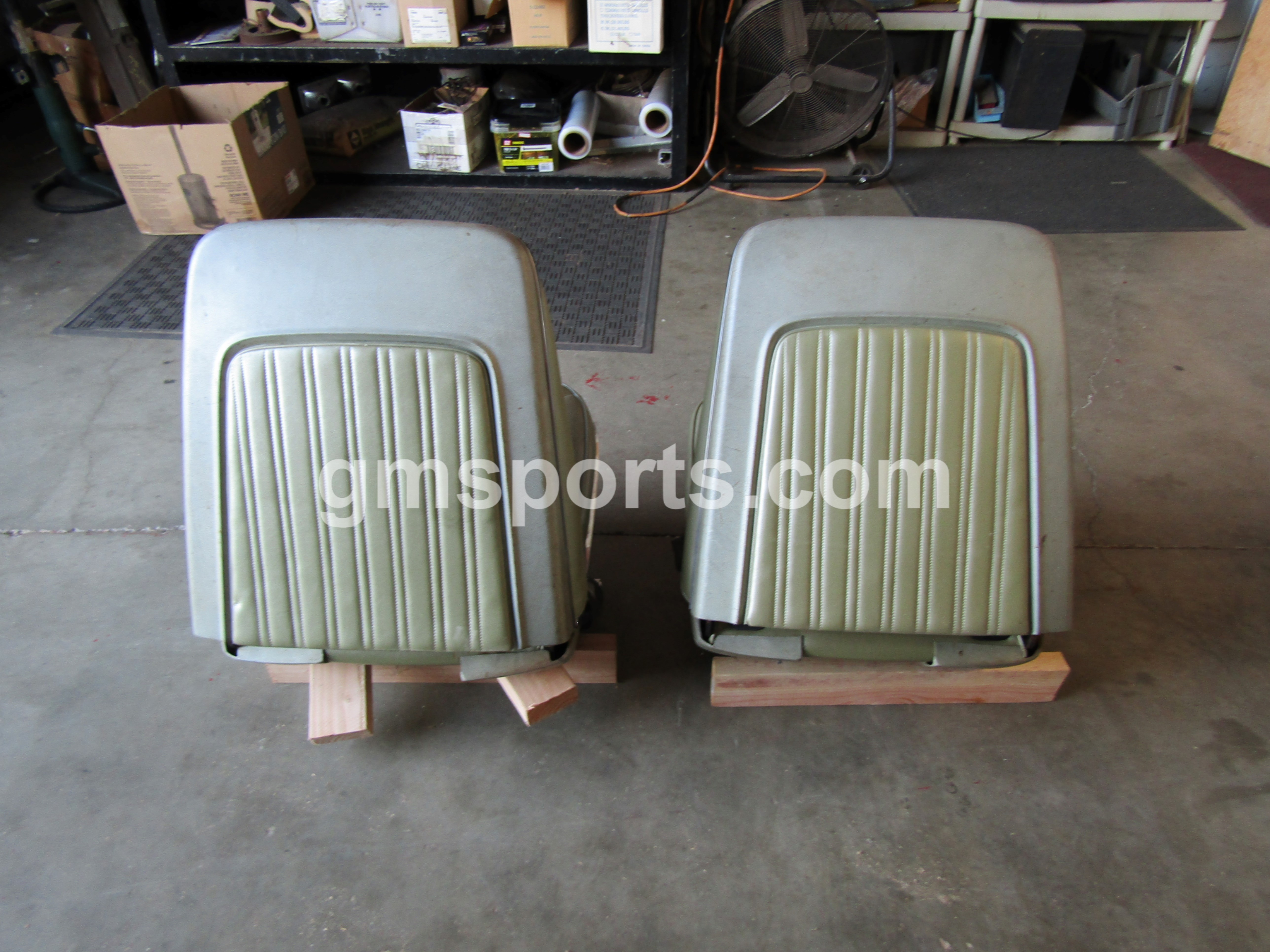 1968, Ford, Thunderbird, Left, Right, Bucket, seat, Set, with, Drivers, Power, Track