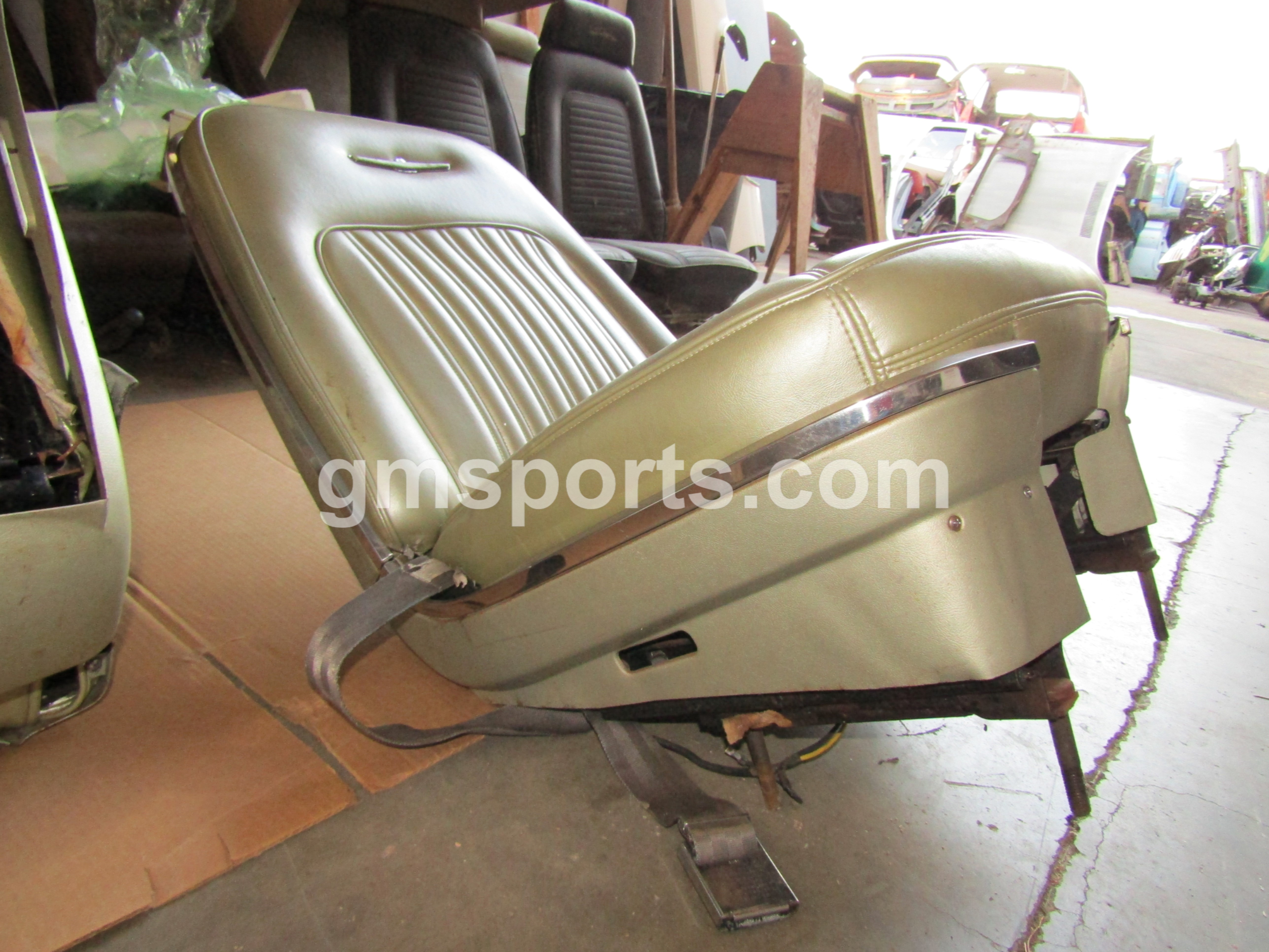 1968, Ford, Thunderbird, Left, Right, Bucket, seat, Set, with, Drivers, Power, Track