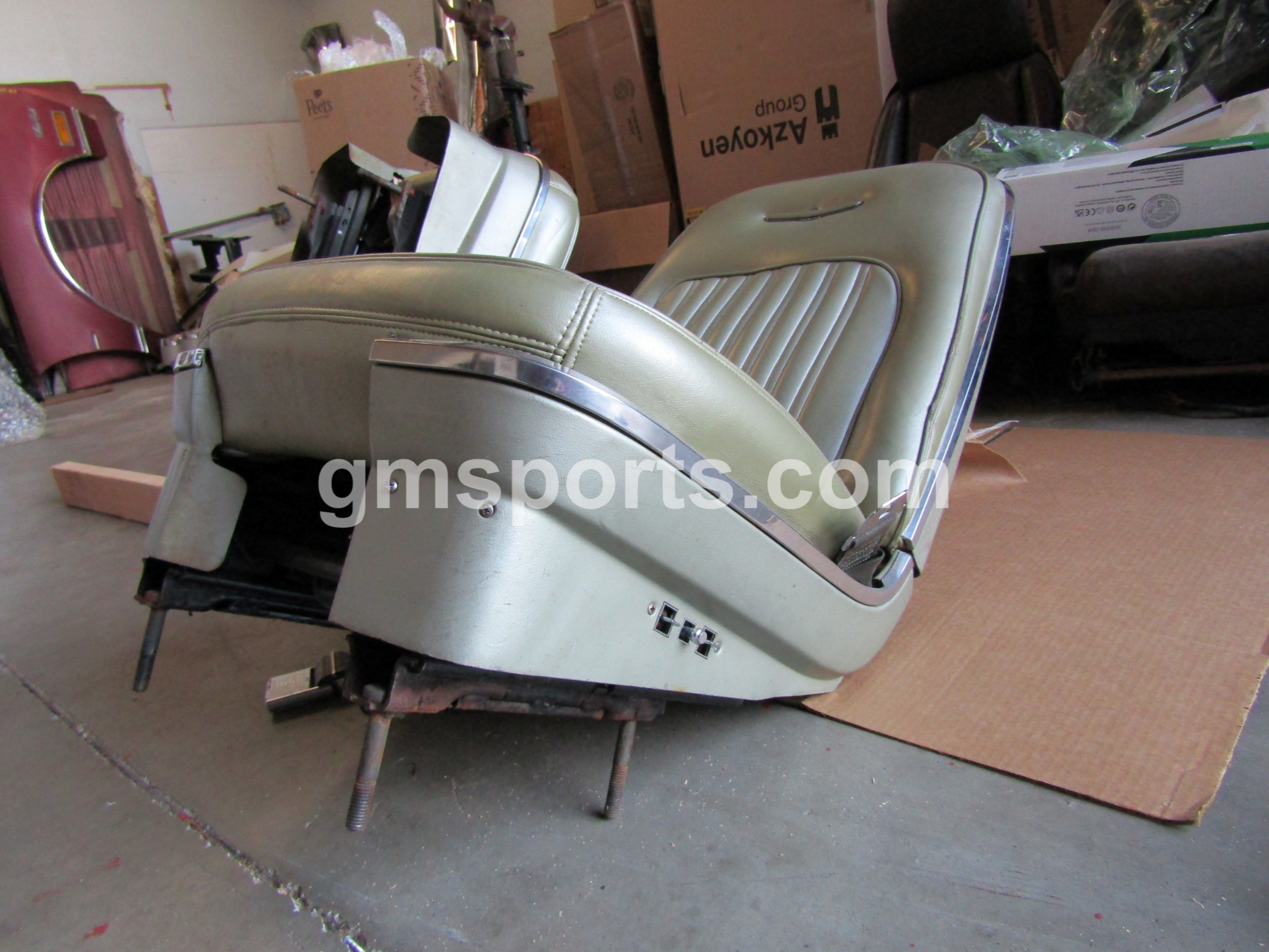 1968, Ford, Thunderbird, Left, Right, Bucket, seat, Set, with, Drivers, Power, Track