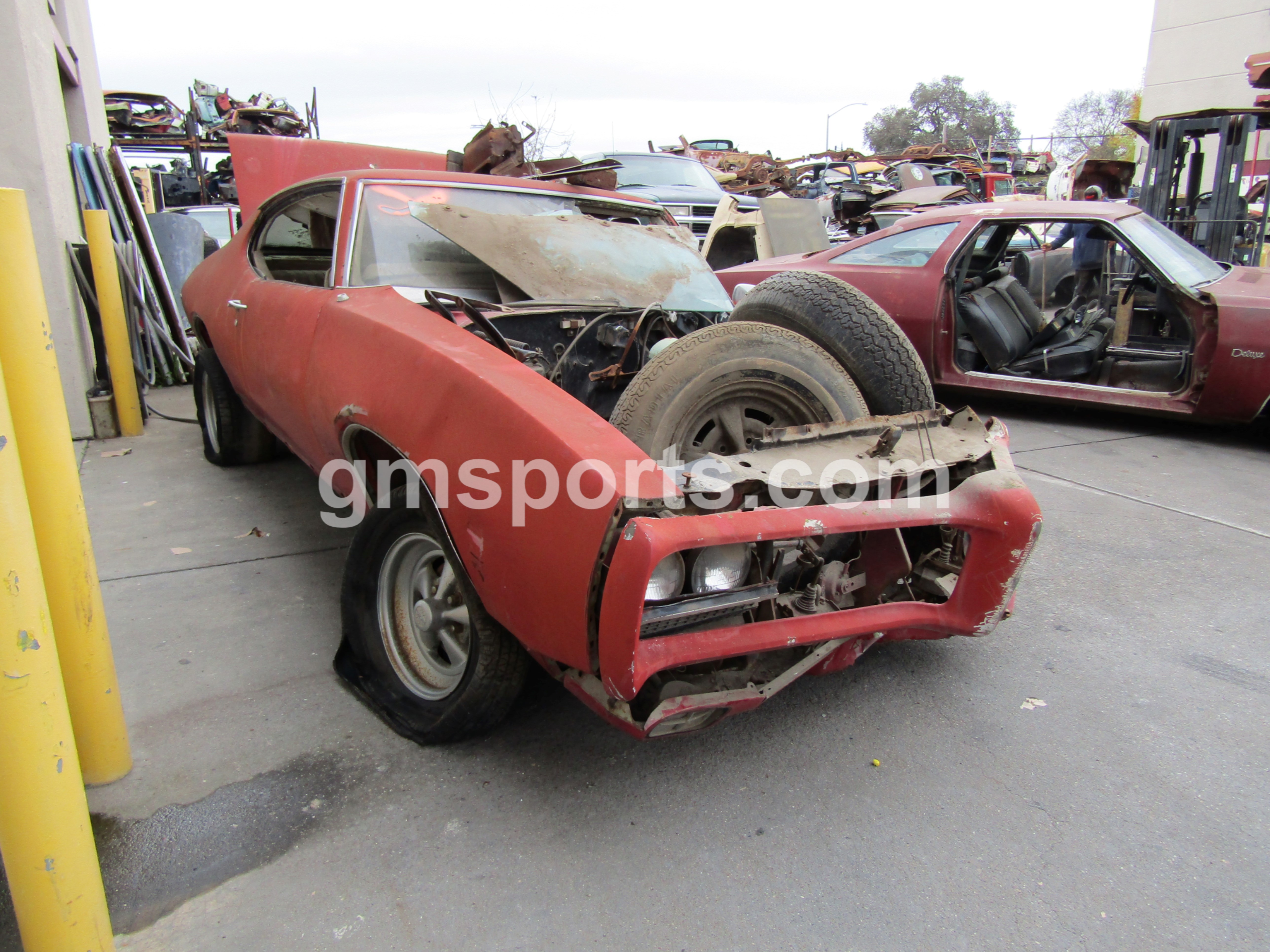 1969, Pontiac, GTO,lemans, roof,door,bumper,400,bucket,seats,deck,lid,front,rear,left,right,dash,suspension,frnder,door,quarter,panel,frame,rear,end,floor,pan,trunk,tail,lights,glass,column,steering, Call, for, Parts,