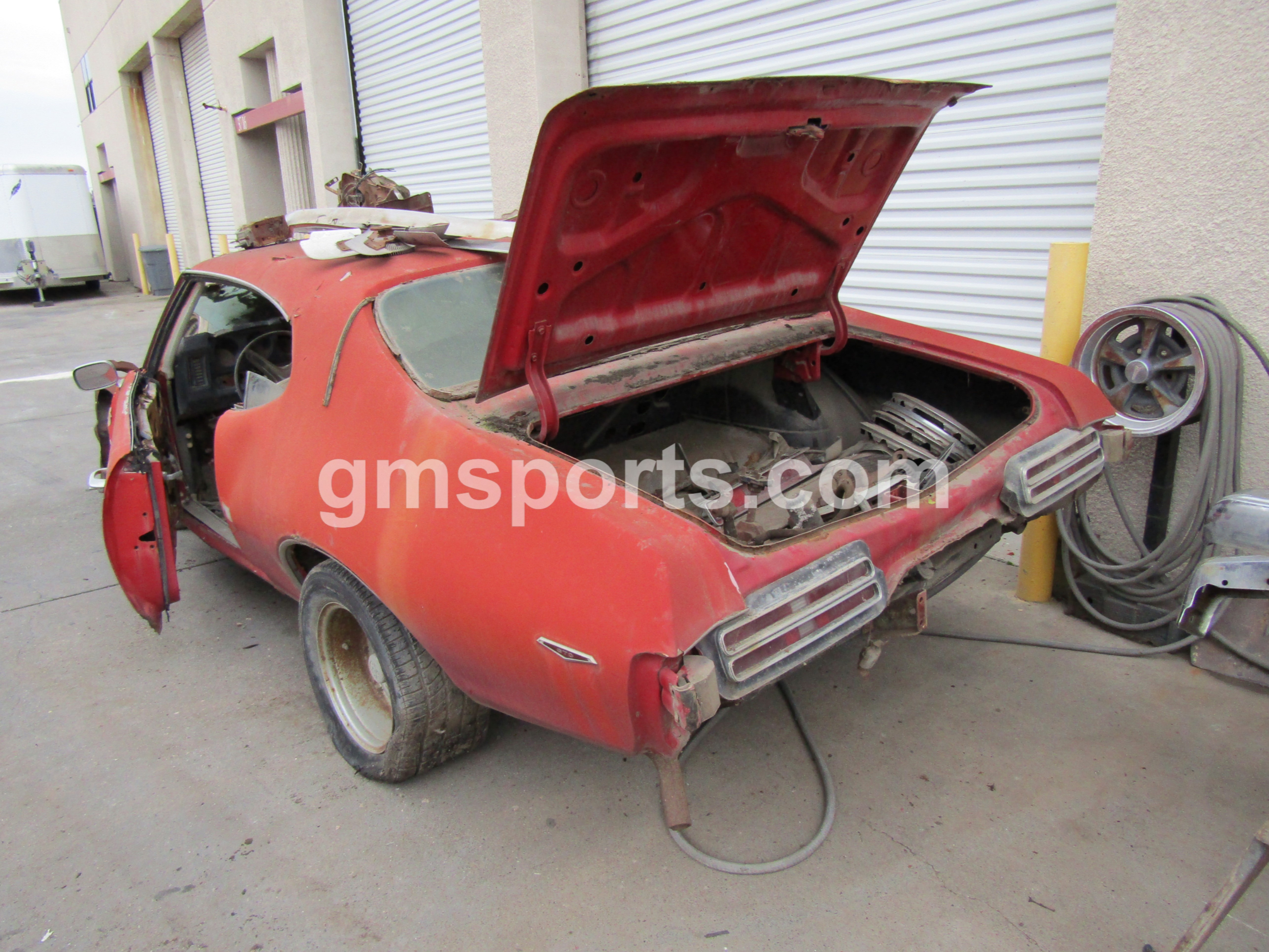 1969, Pontiac, GTO,lemans, roof,door,bumper,400,bucket,seats,deck,lid,front,rear,left,right,dash,suspension,frnder,door,quarter,panel,frame,rear,end,floor,pan,trunk,tail,lights,glass,column,steering, Call, for, Parts,