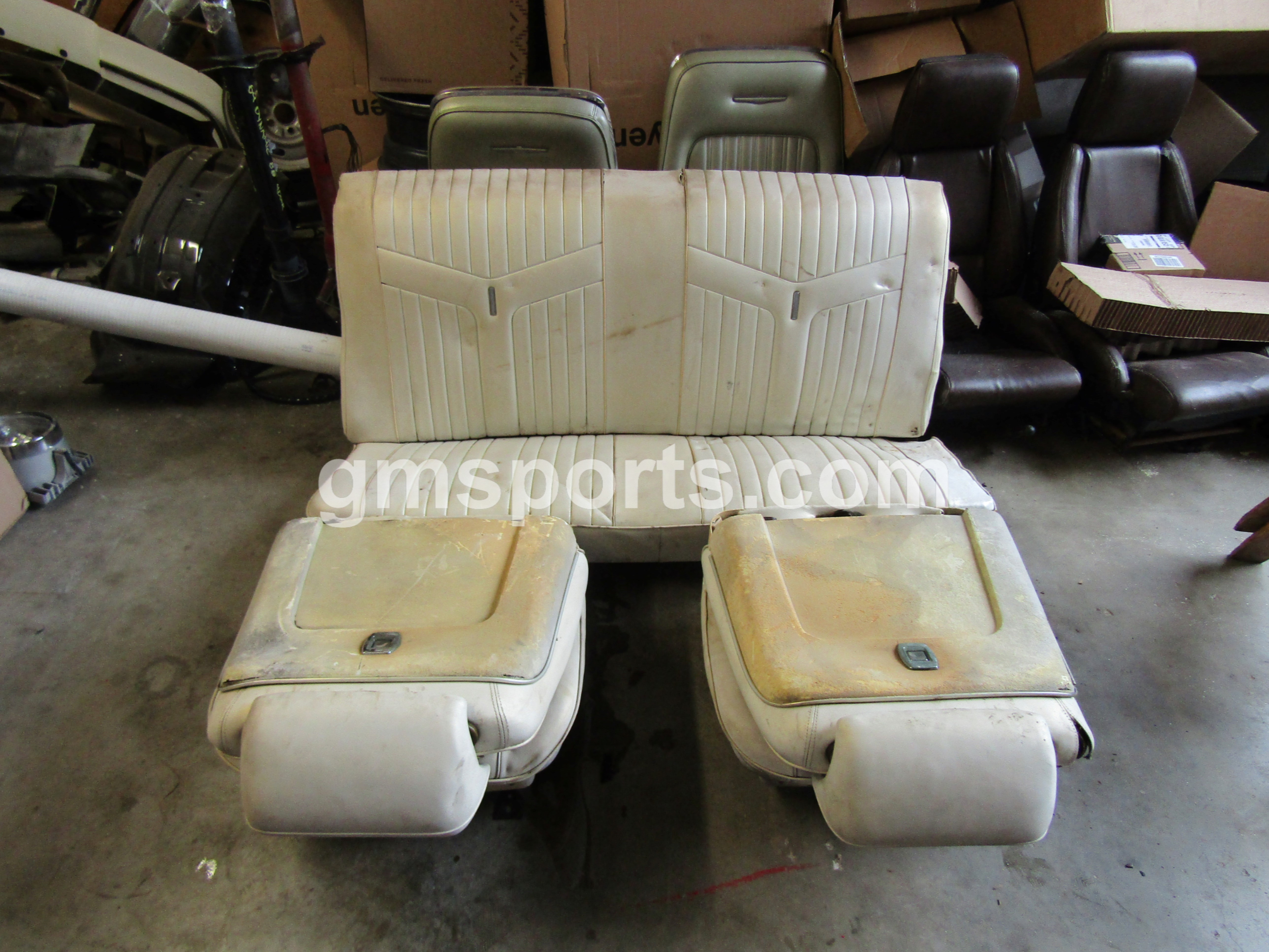 1969,1970,1971,1972, Chevelle, Lemans, Skylark, el,camino,gto,442,gs,grand,prix,Cutlass, monte, carlo,Bucket, Seats, and, Rear, Upper, Lower, Set,