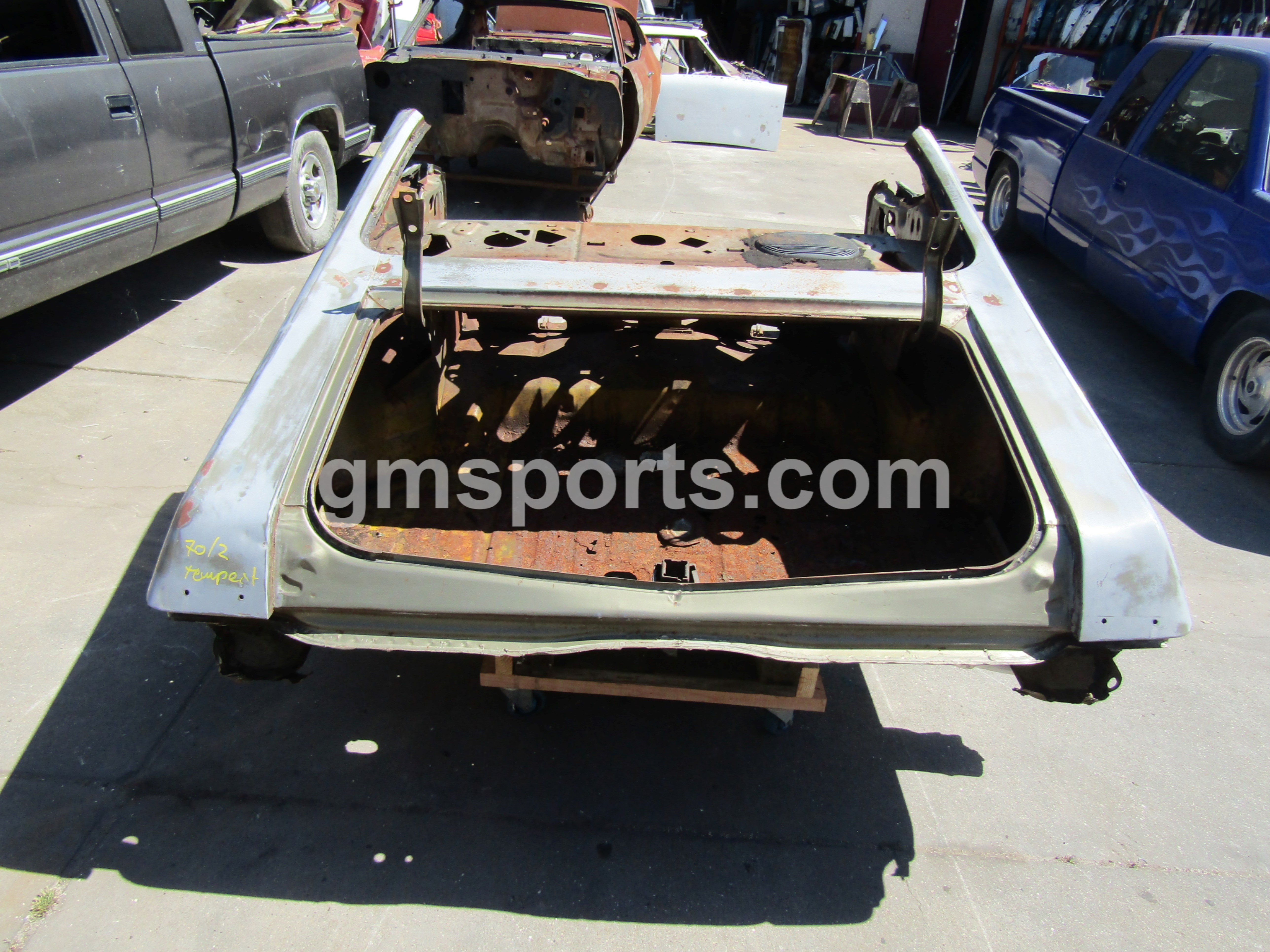 1970, 1971, 1972, Pontiac, Lemans, Rear, Clip,left,right,quarter,panel,tail,panel,package,tray,shelf,cut,trunk,tail,panel,