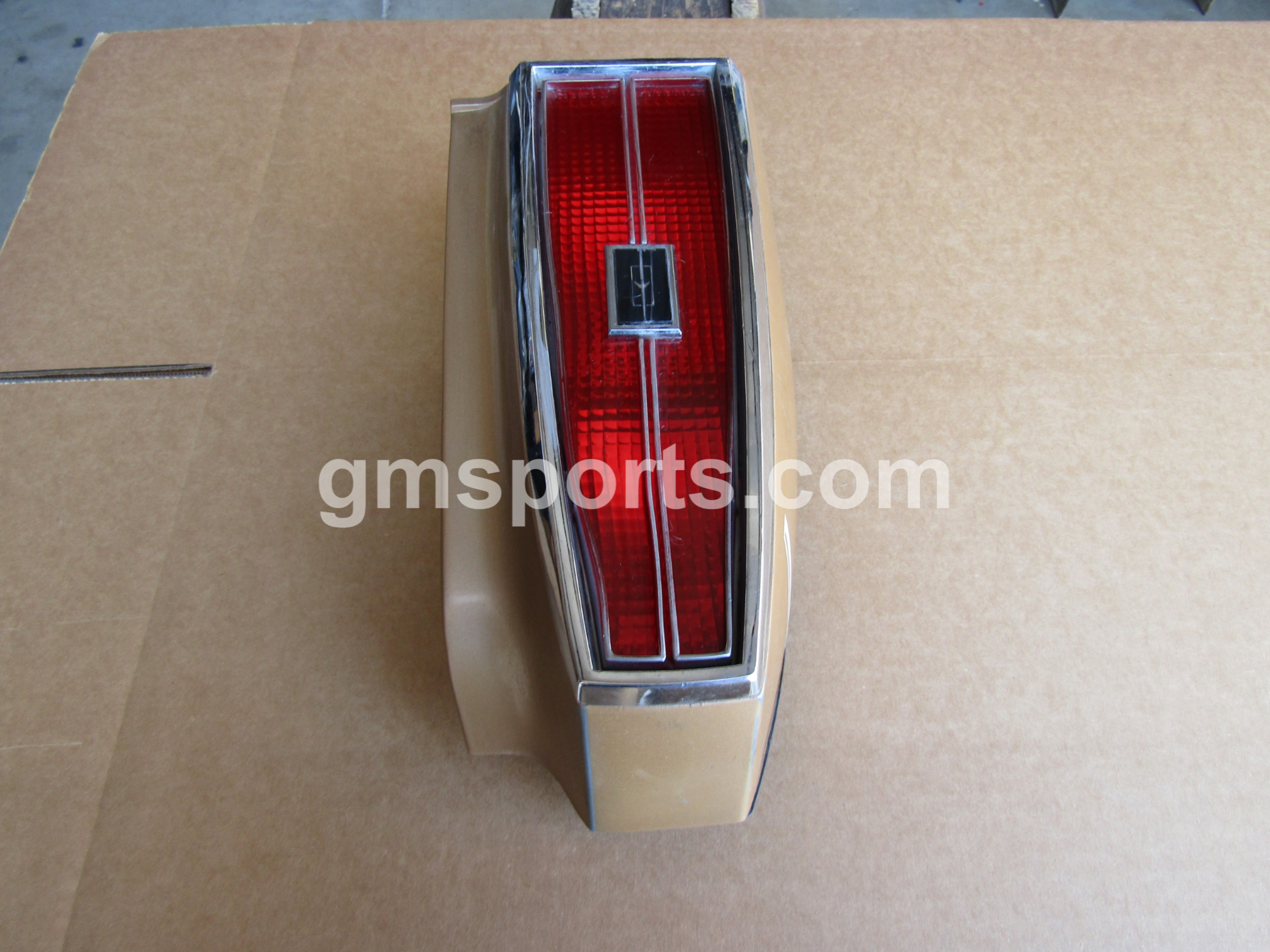 1977, Oldsmobile, 98, Left, and, Right, Tail, Light, Assembly, Set,