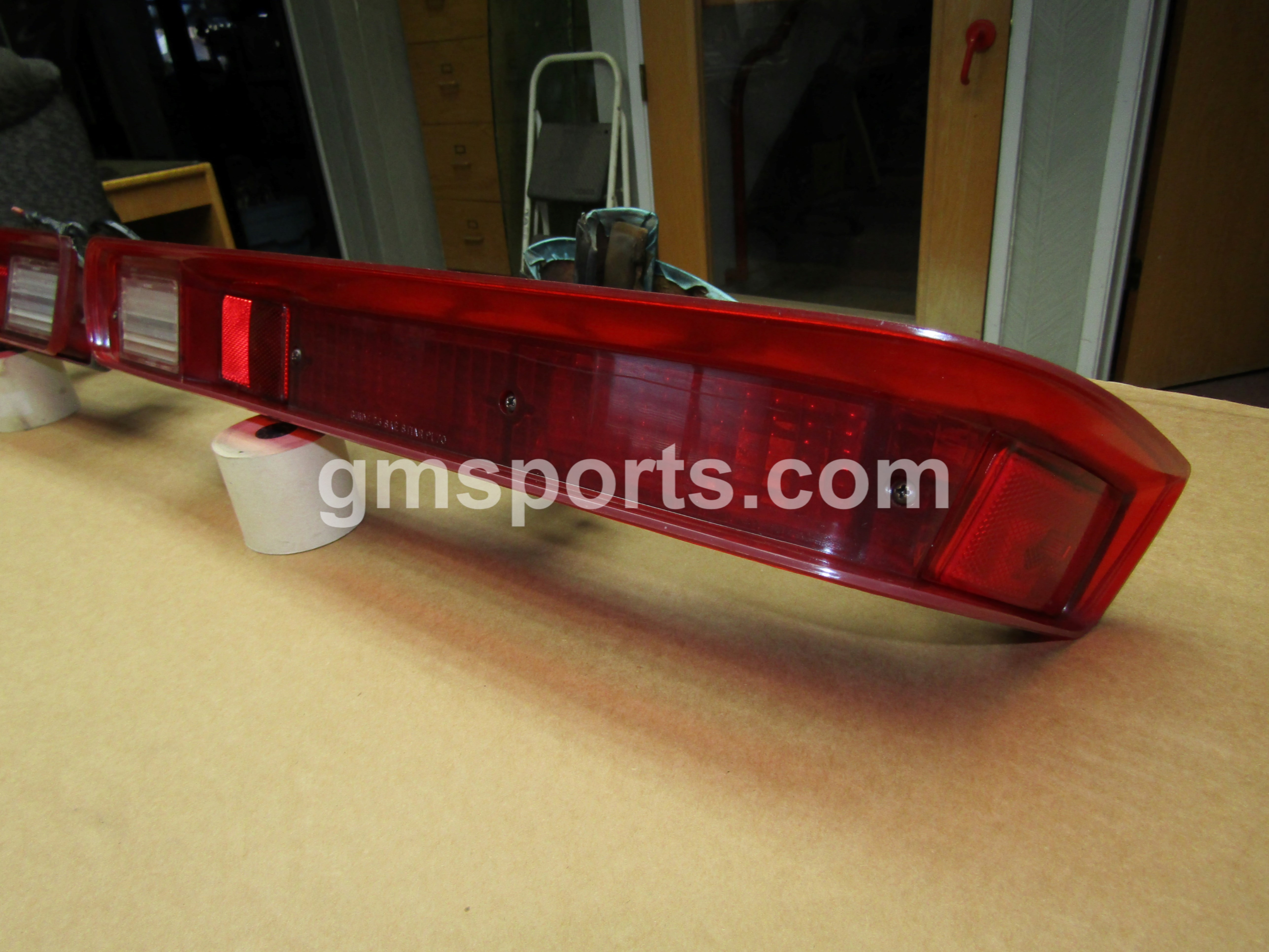 1970, 1971, 1972, Pontiac, Lemans, GTO, Left, and, Right, Tail, Light, Assemblies, housing, lens,Set