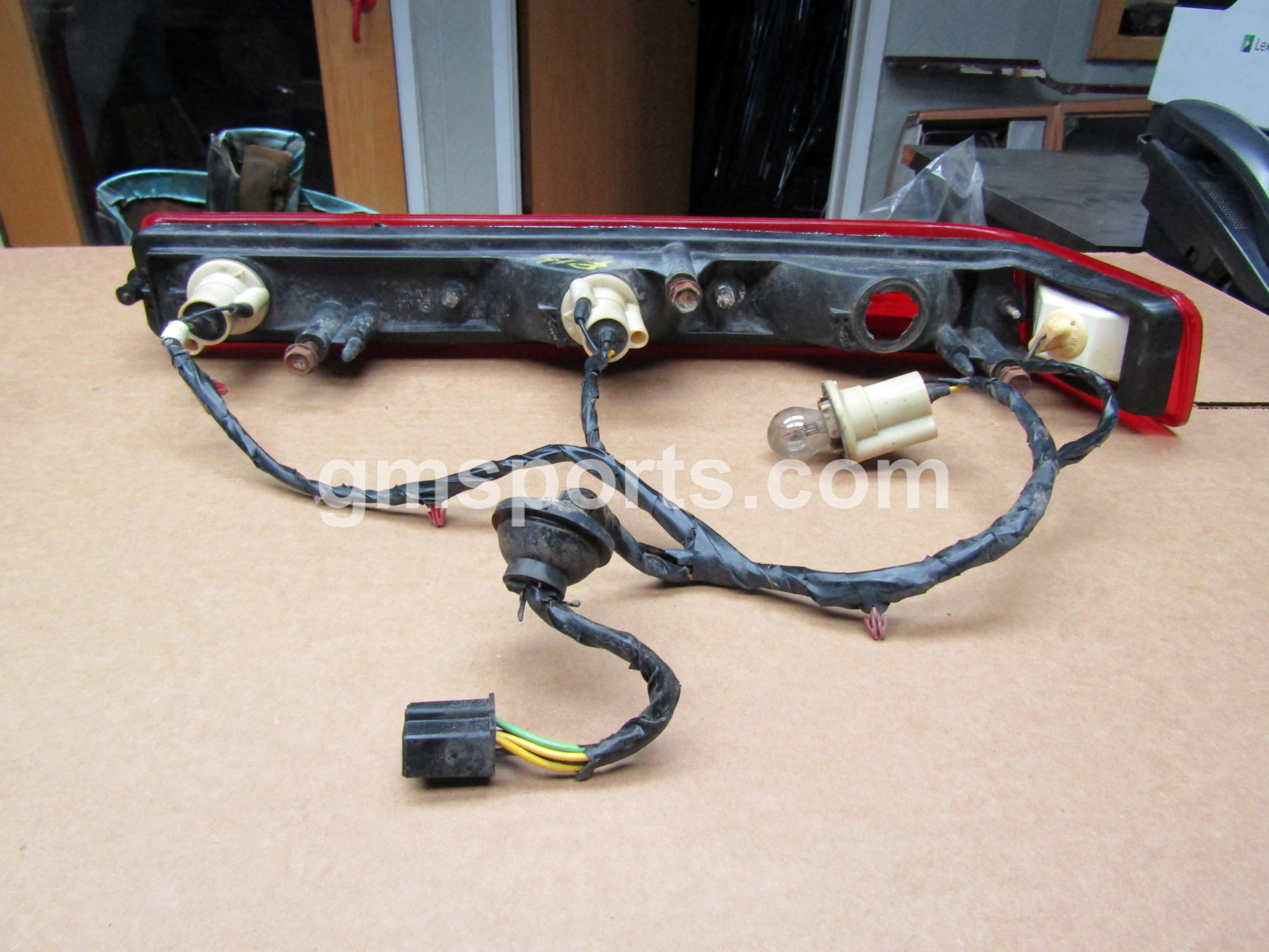 1970, 1971, 1972, Pontiac, Lemans, GTO, Left, and, Right, Tail, Light, Assemblies, housing, lens,Set