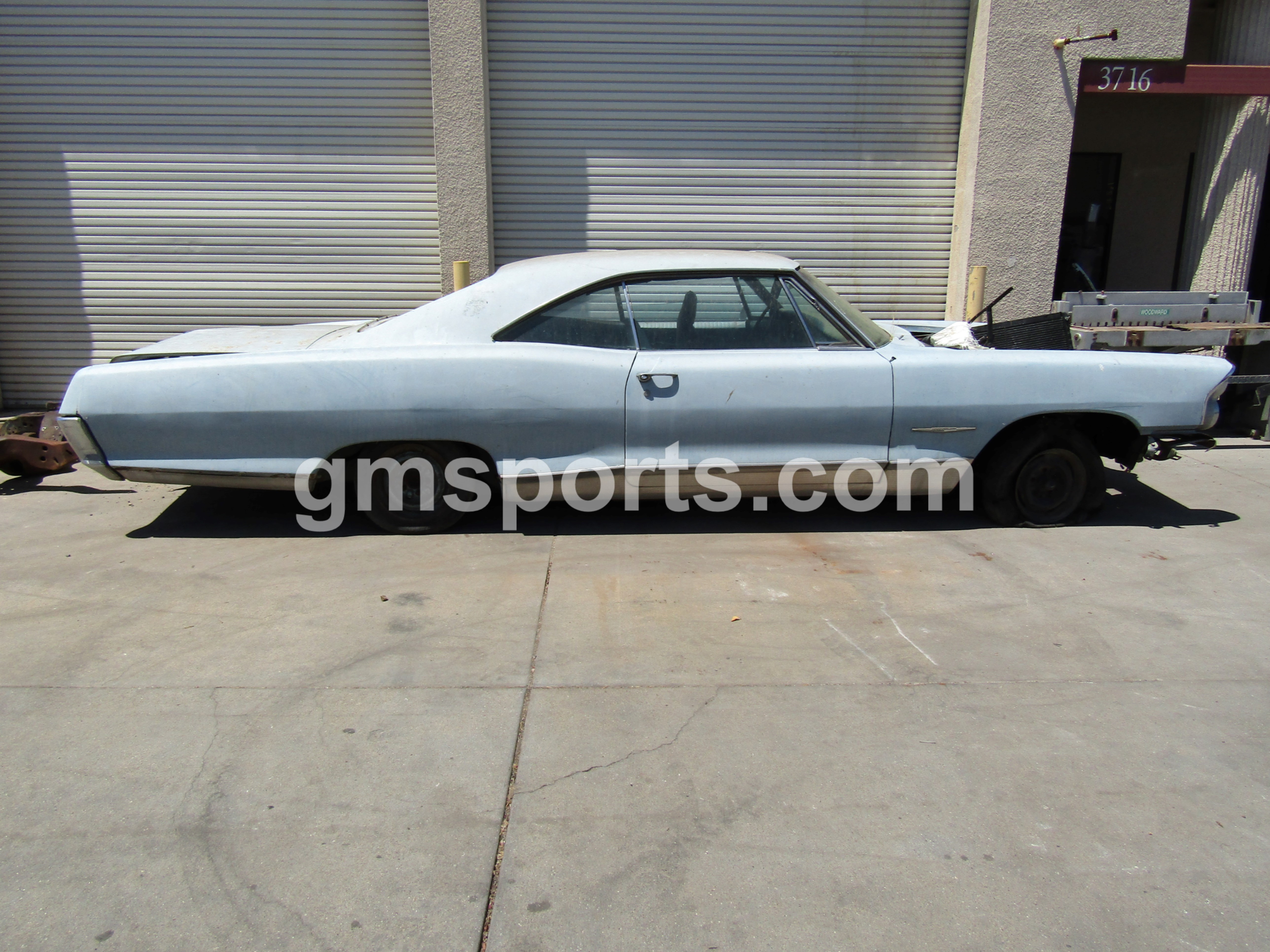 1965, Pontiac, Bonneville,quarter,panel,left,right,front,rear,door,roof,fender,frame,glass,windshield,suspension,rear,end,hub,drum,control,arm, upper,lower,455,