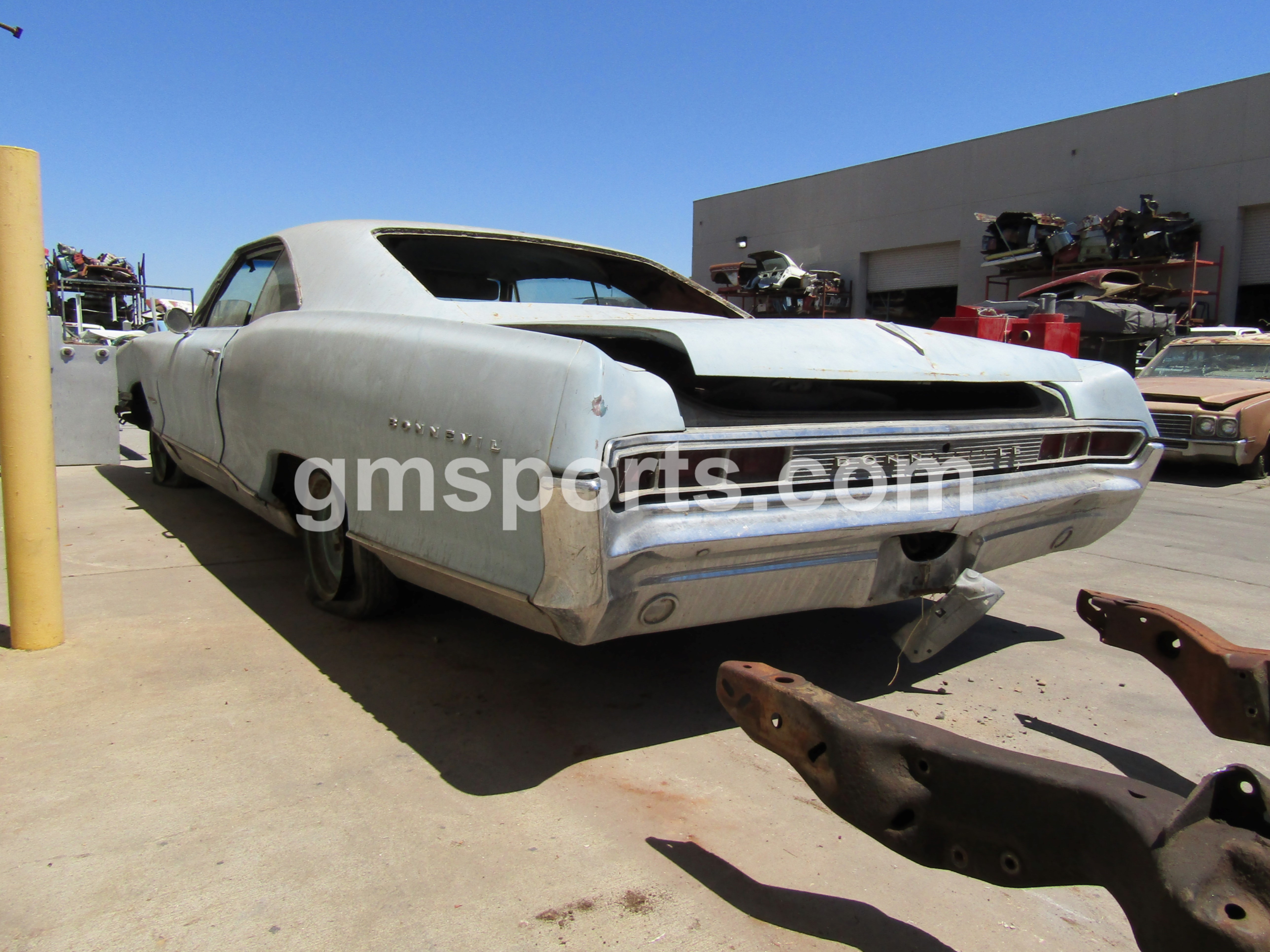 1965, Pontiac, Bonneville,quarter,panel,left,right,front,rear,door,roof,fender,frame,glass,windshield,suspension,rear,end,hub,drum,control,arm, upper,lower,455,