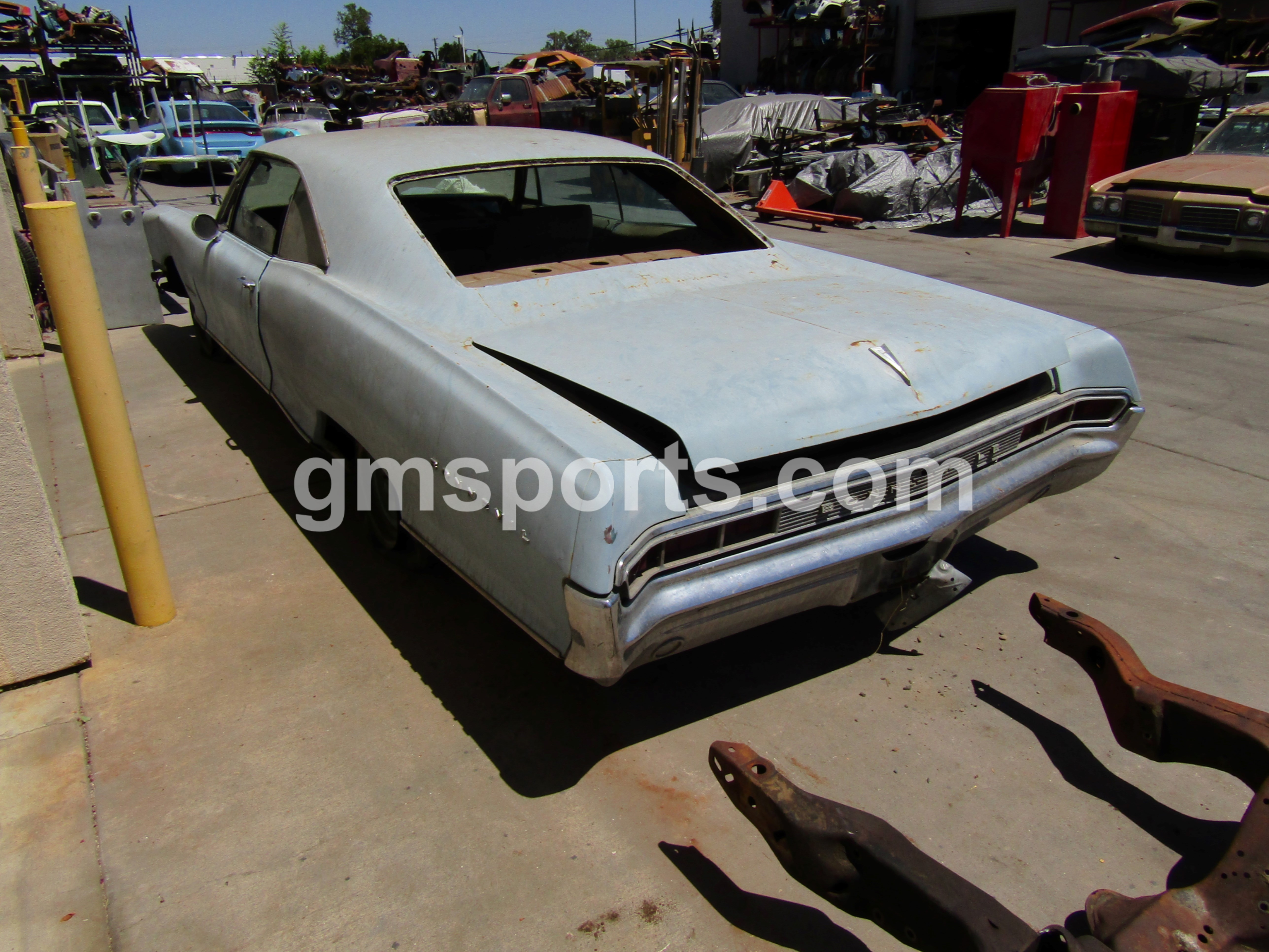 1965, Pontiac, Bonneville,quarter,panel,left,right,front,rear,door,roof,fender,frame,glass,windshield,suspension,rear,end,hub,drum,control,arm, upper,lower,455,